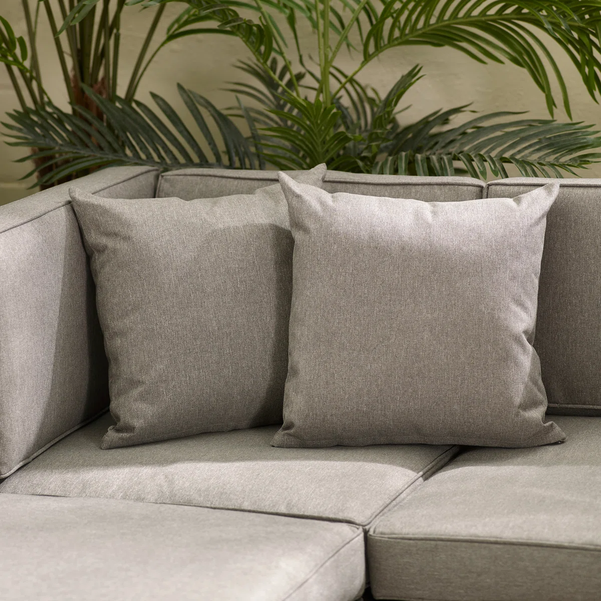Calidora – Salon de Jardin Modulable en Rotin PE avec Table pour Extérieurs Modernes (Housse Incluse)