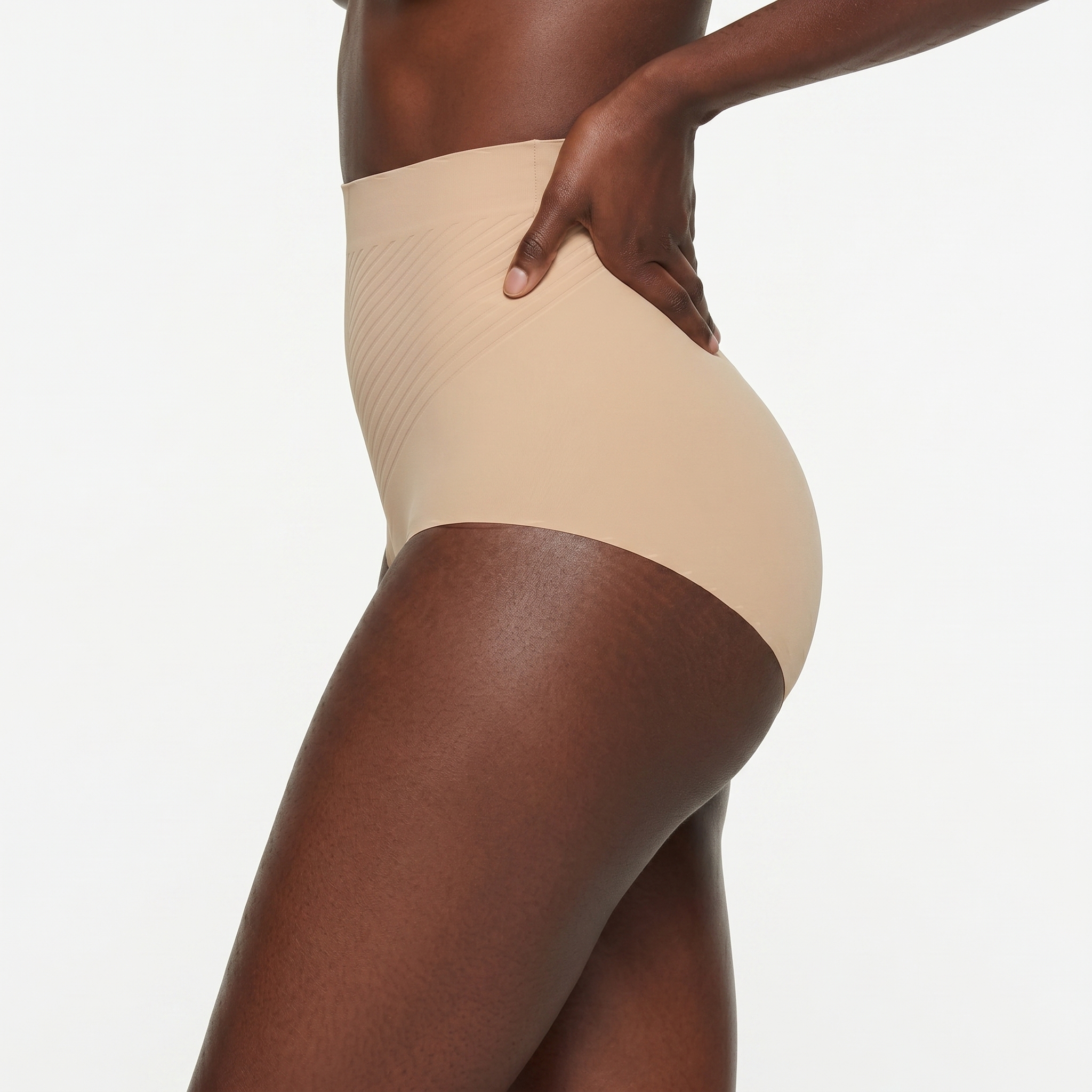 [HOPWIN LINGERIE] Stay-Put Silicone Hem Biker Shorts | High-Retention Active Sculpting