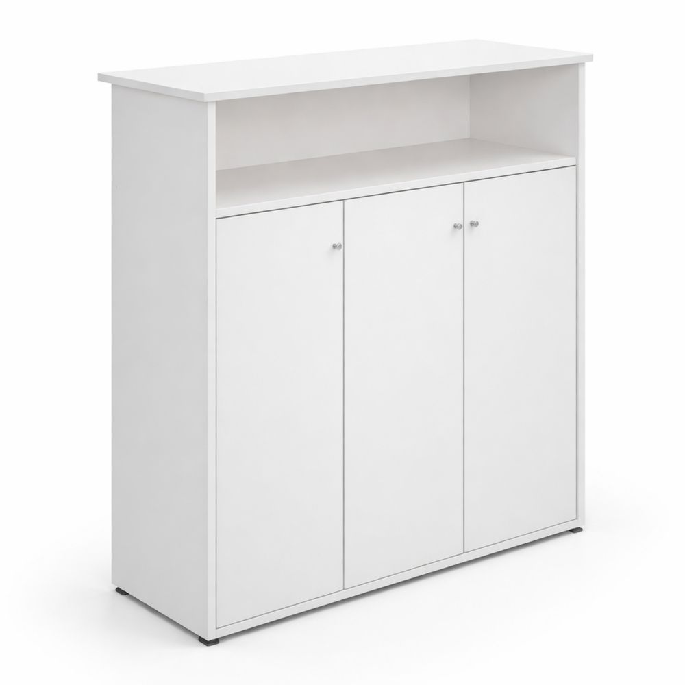 Elegante Empfangstheke mit offenem Fach in Weiß für Büro