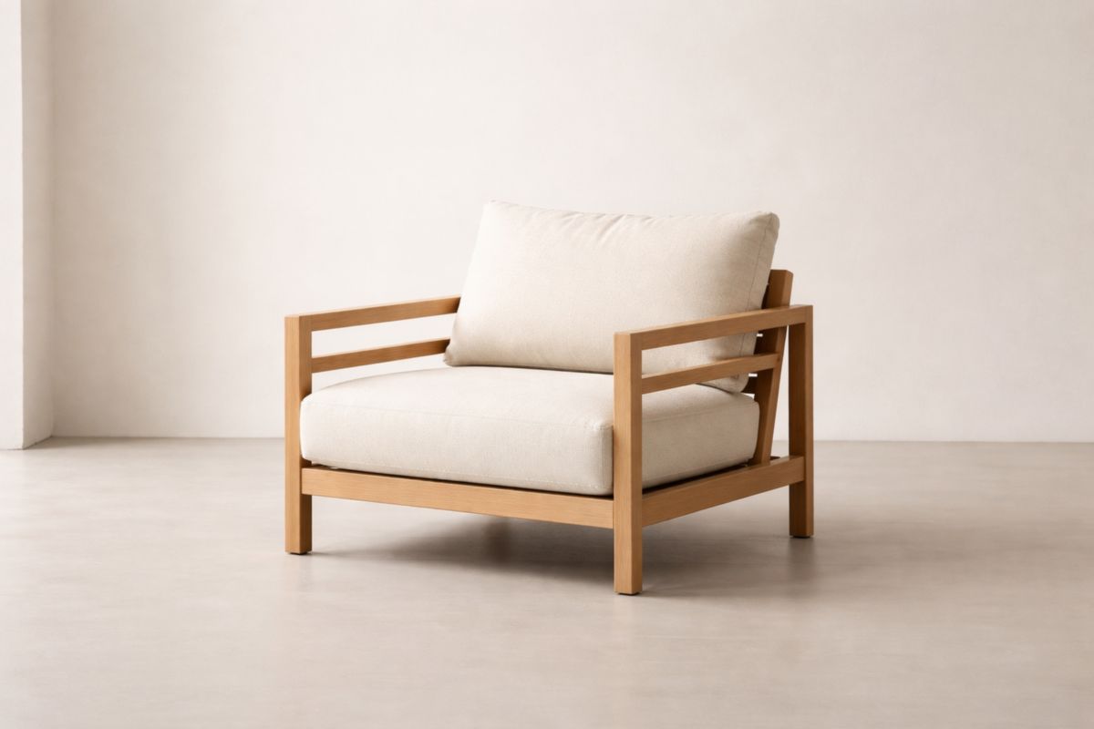 Holz-Sessel mit Leinenkissen Creme 75cm x 85cm x 70cm