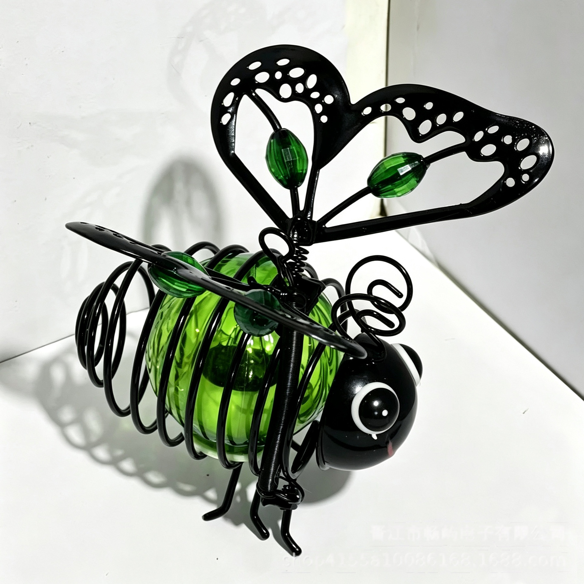 🔥 Limited-Time 50% OFF | Hanging Solar Bee Light – Warm Amber Glow for Garden Nights 🐝✨