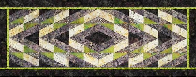 Quilted Table Runner - BasiX Template - Symmetry - Modern Quilting