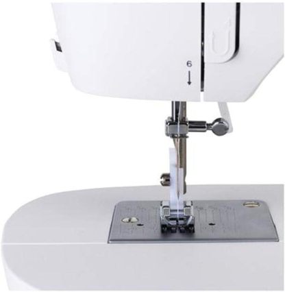 SINGER® Máquina De Coser Mecánica De 6 Puntadas M1605