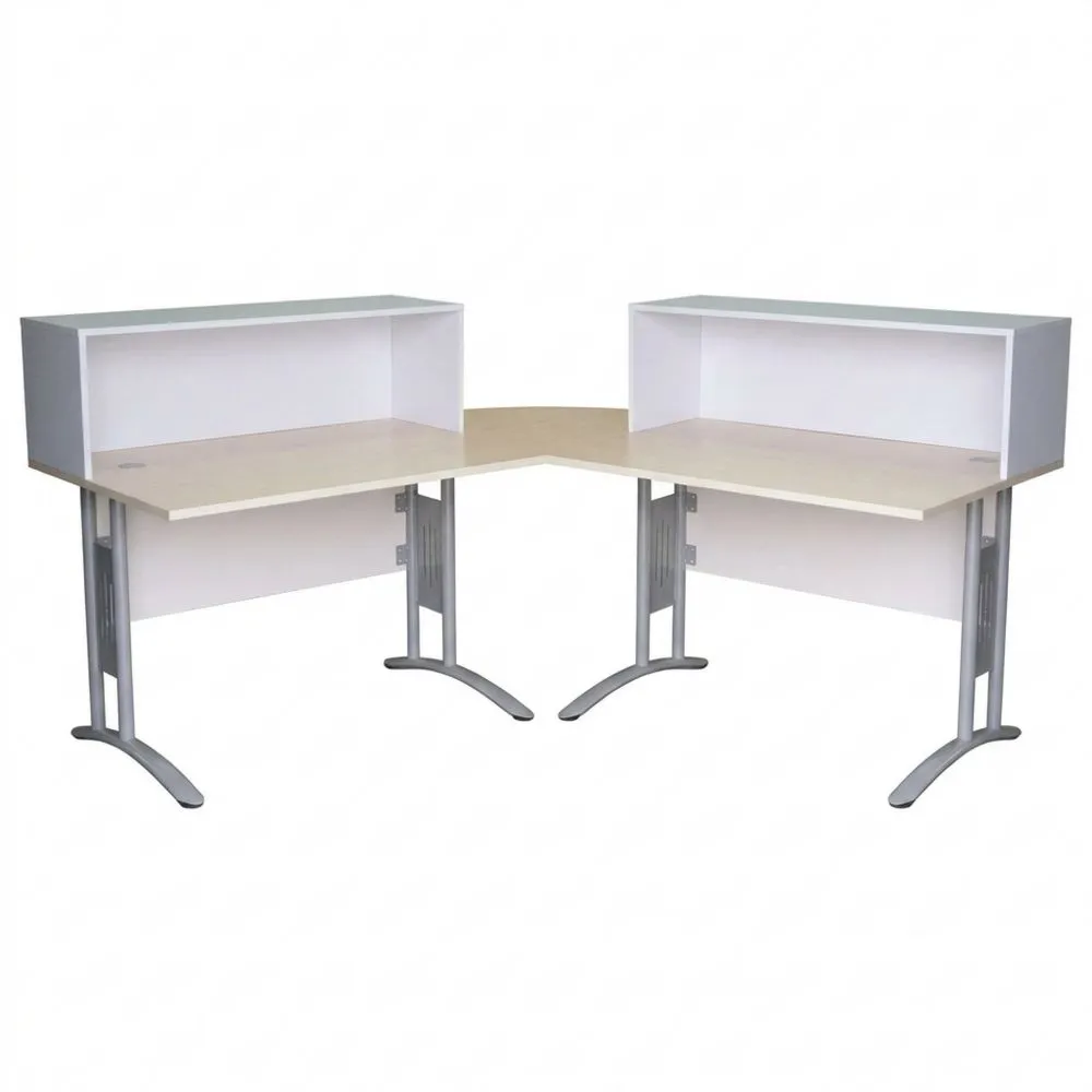 Empfangstheke mit Arbeitsplätzen und Sichtschutz in Ahorn/Weiß