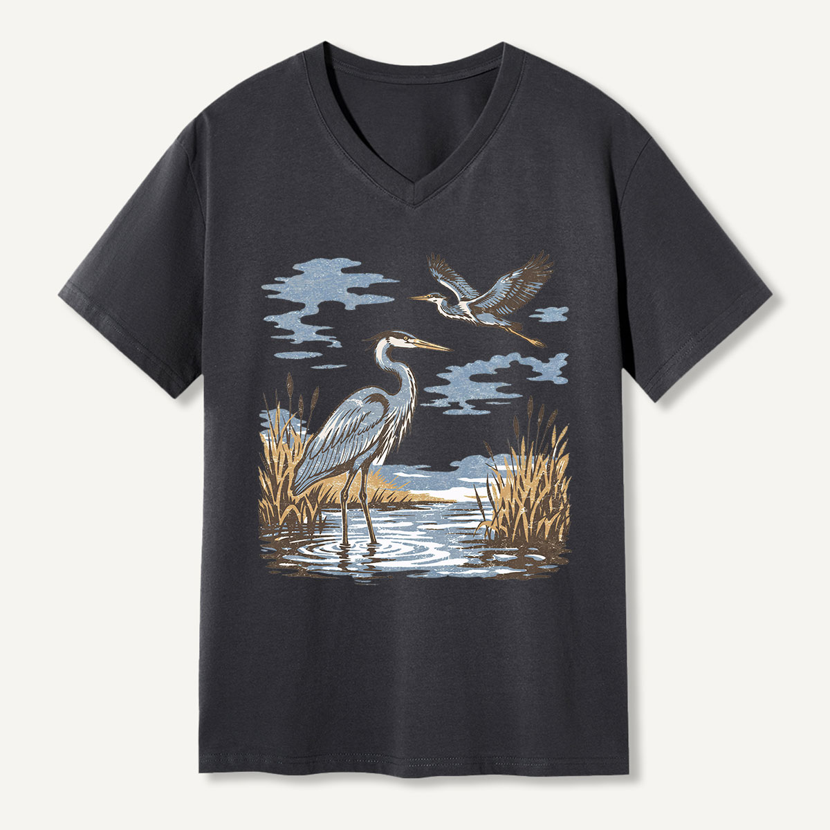 Vintage Heron Wetland Bird Nature V-neck T-Shirt