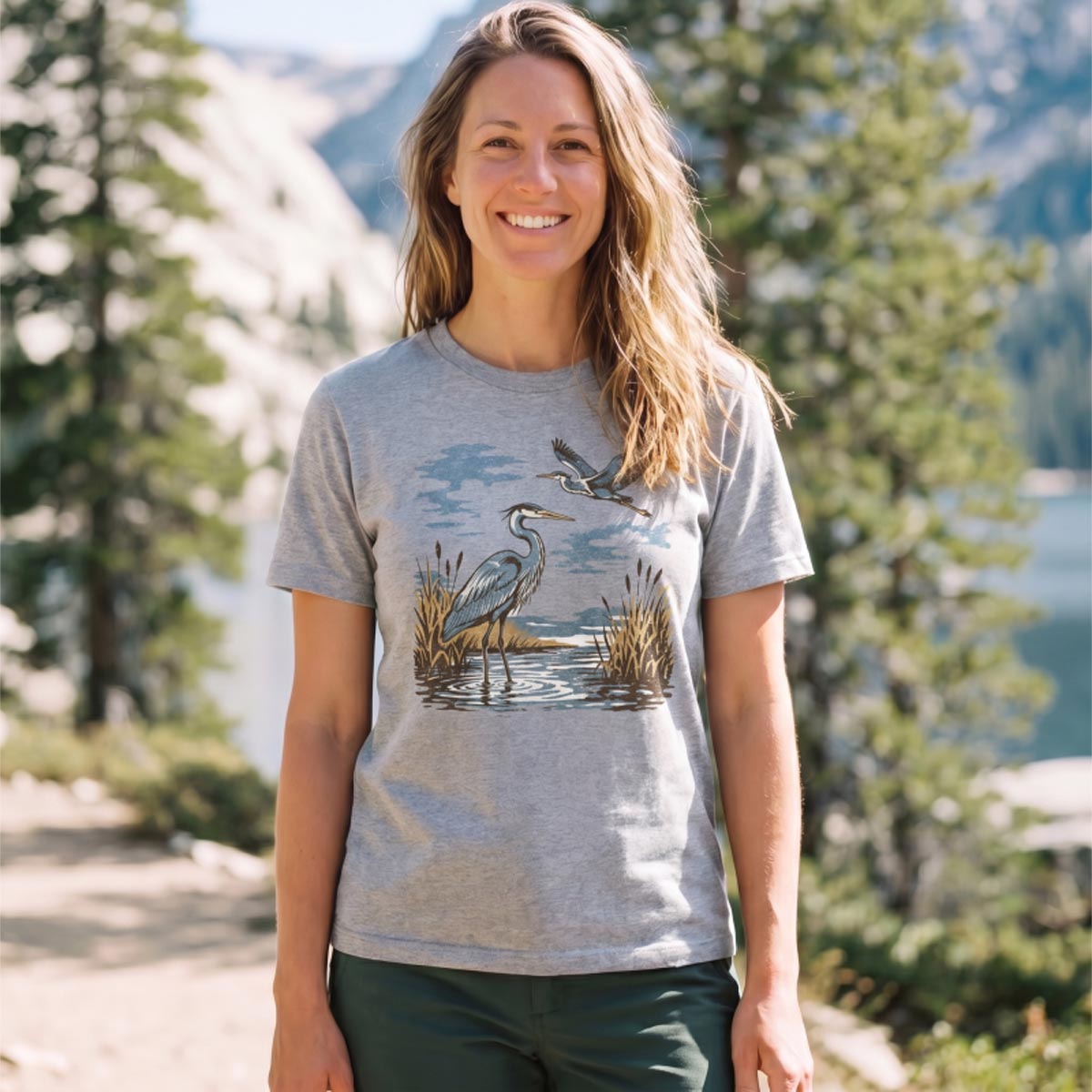 Vintage Heron Wetland Bird Nature T‑Shirt