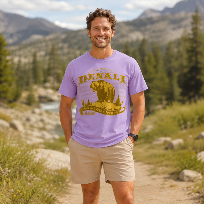 Denali National Park Bear Alaska Badge T-Shirt