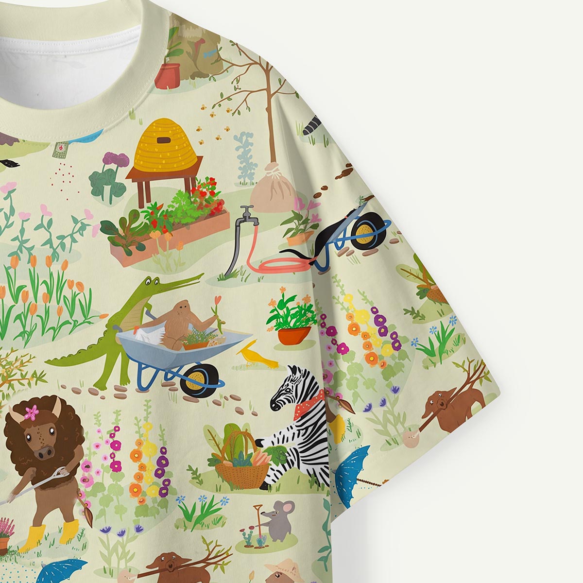 Garden Animals All-Over Print Eco T-Shirt