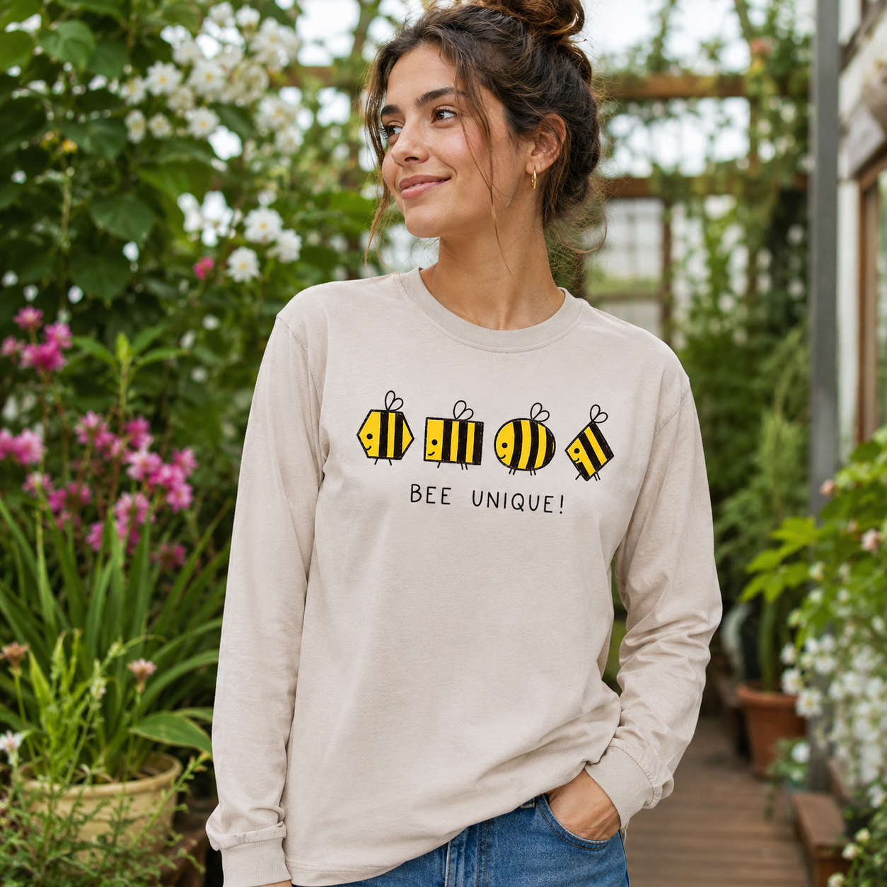Bee Unique Geometric Bees Long Sleeve T-Shirt