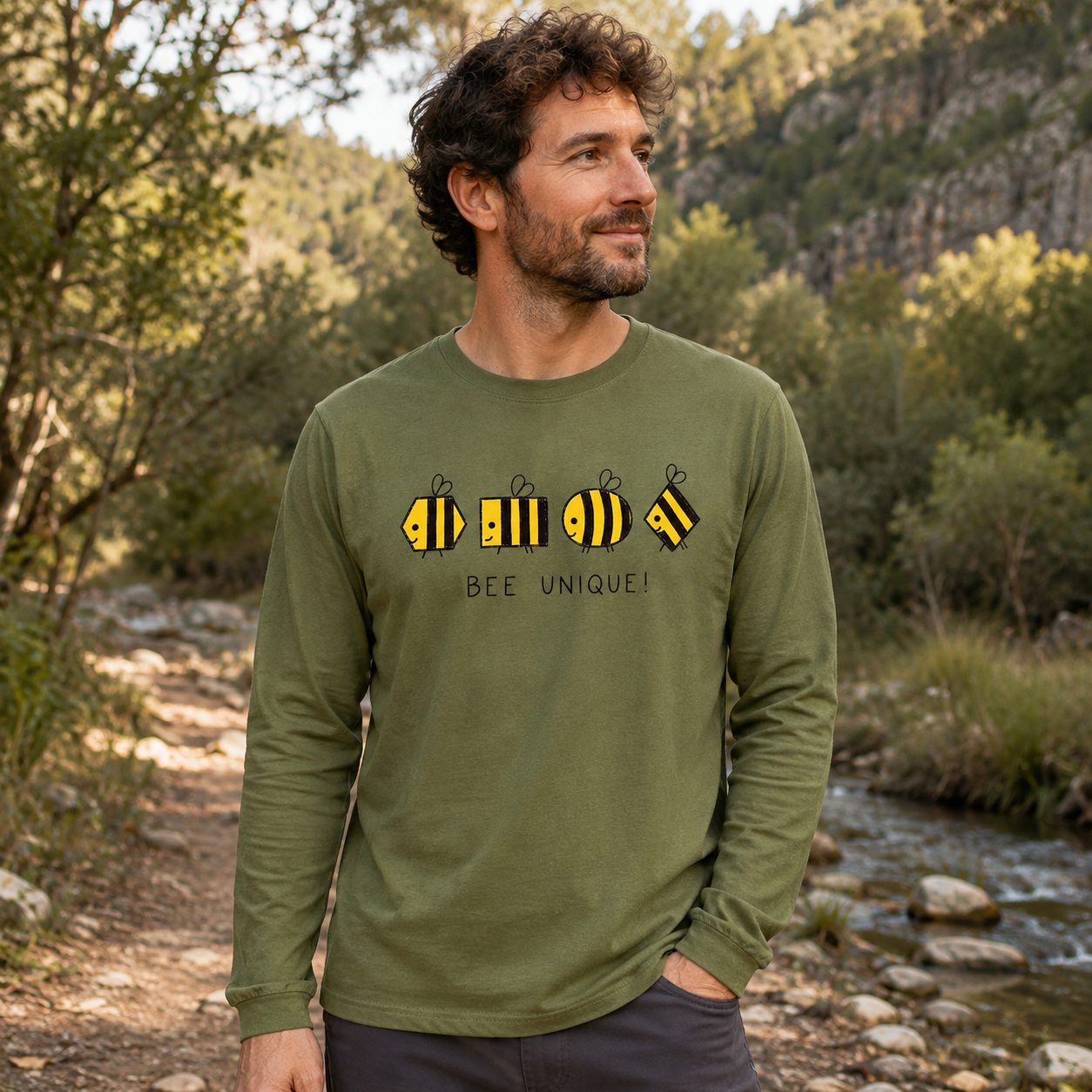 Bee Unique Geometric Bees Long Sleeve T-Shirt