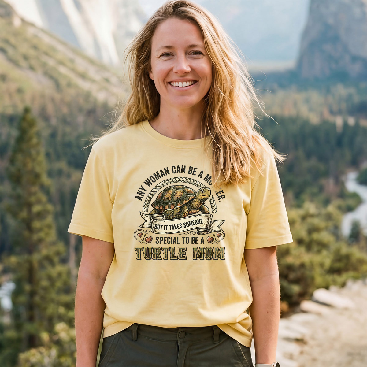 Turtle Mom Gift For Mom T-Shirt