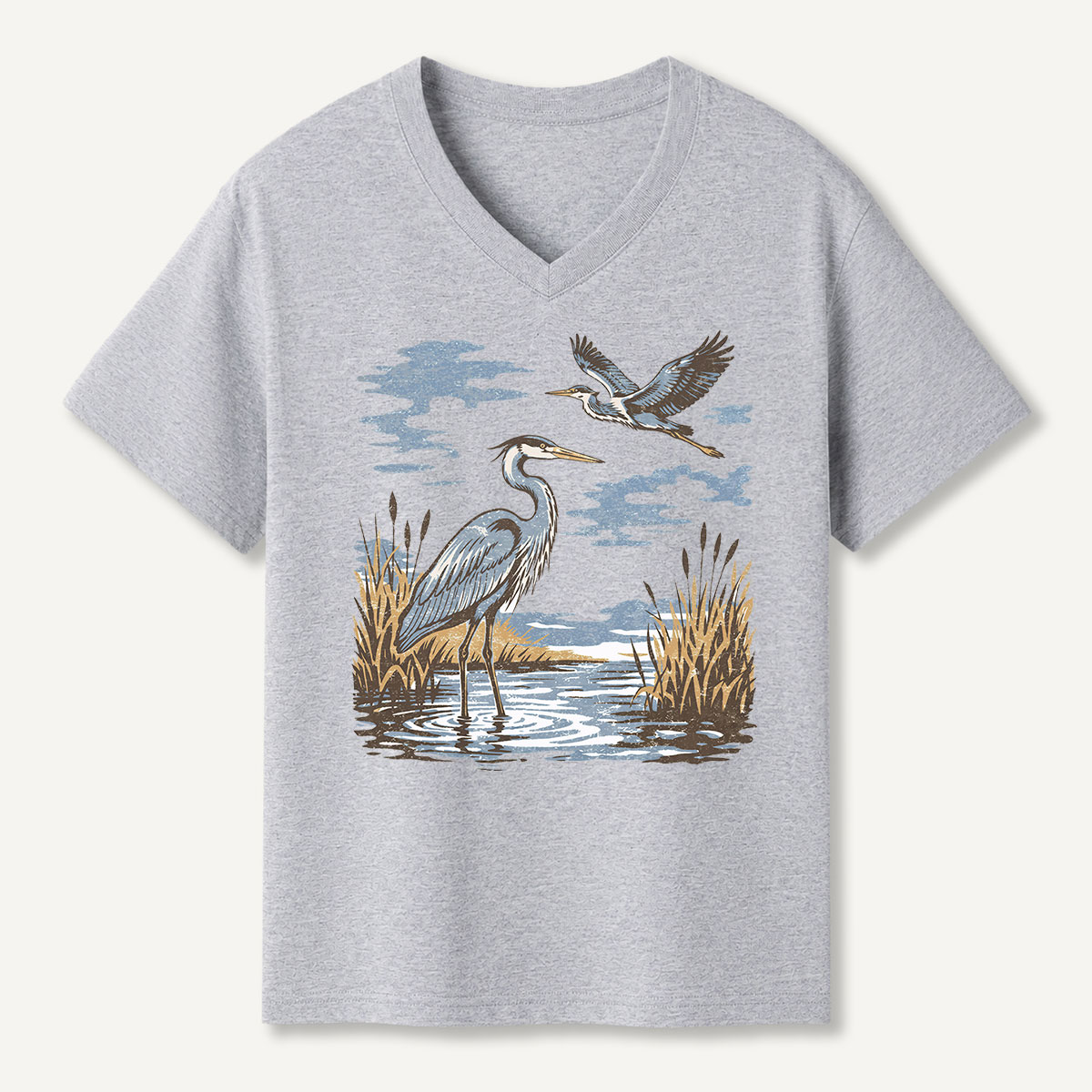 Vintage Heron Wetland Bird Nature V-neck T-Shirt