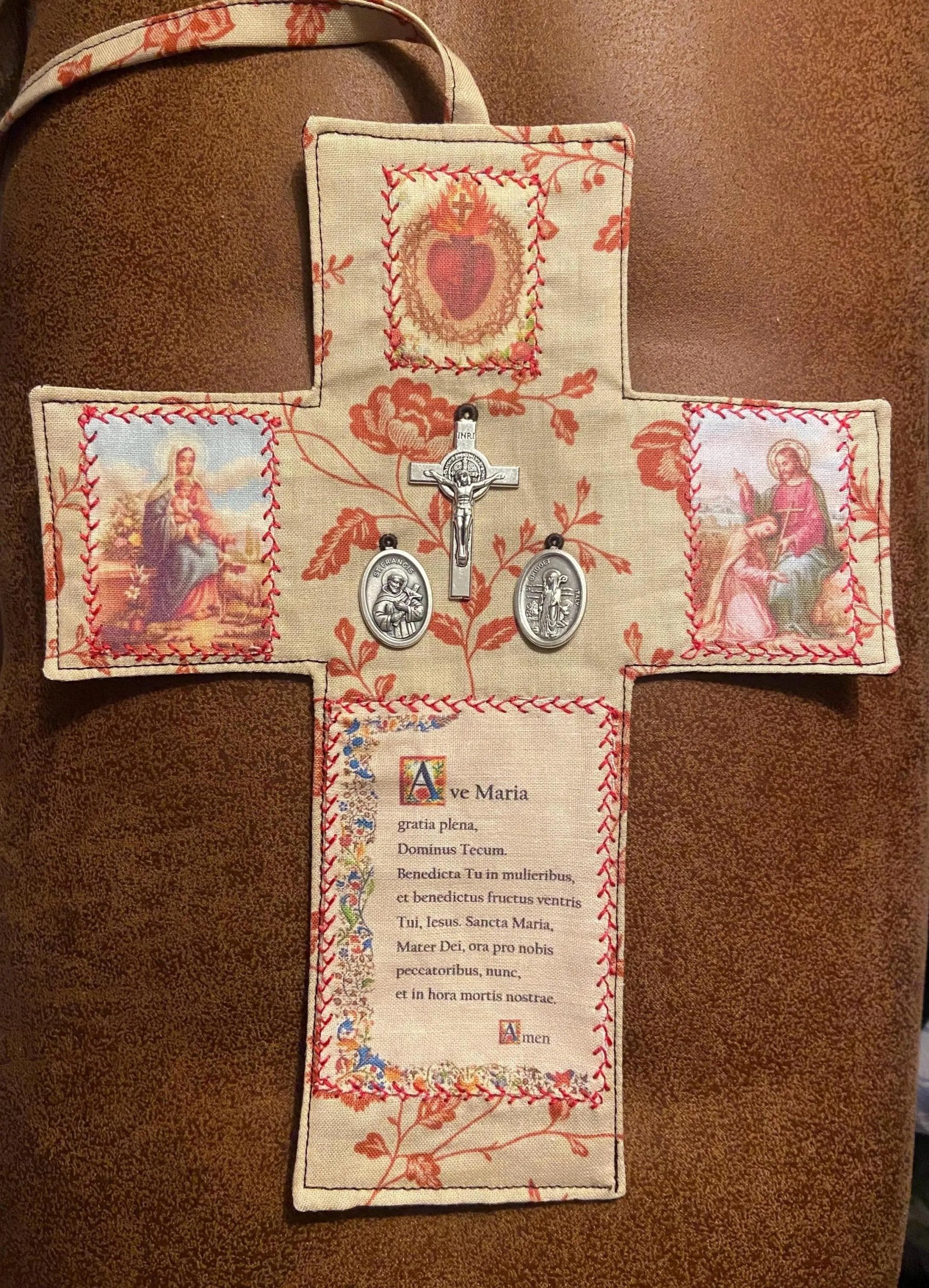 🔥50% Off Last Day - BUY 3 GET 1 FREE🔥Portable Catholic Altar