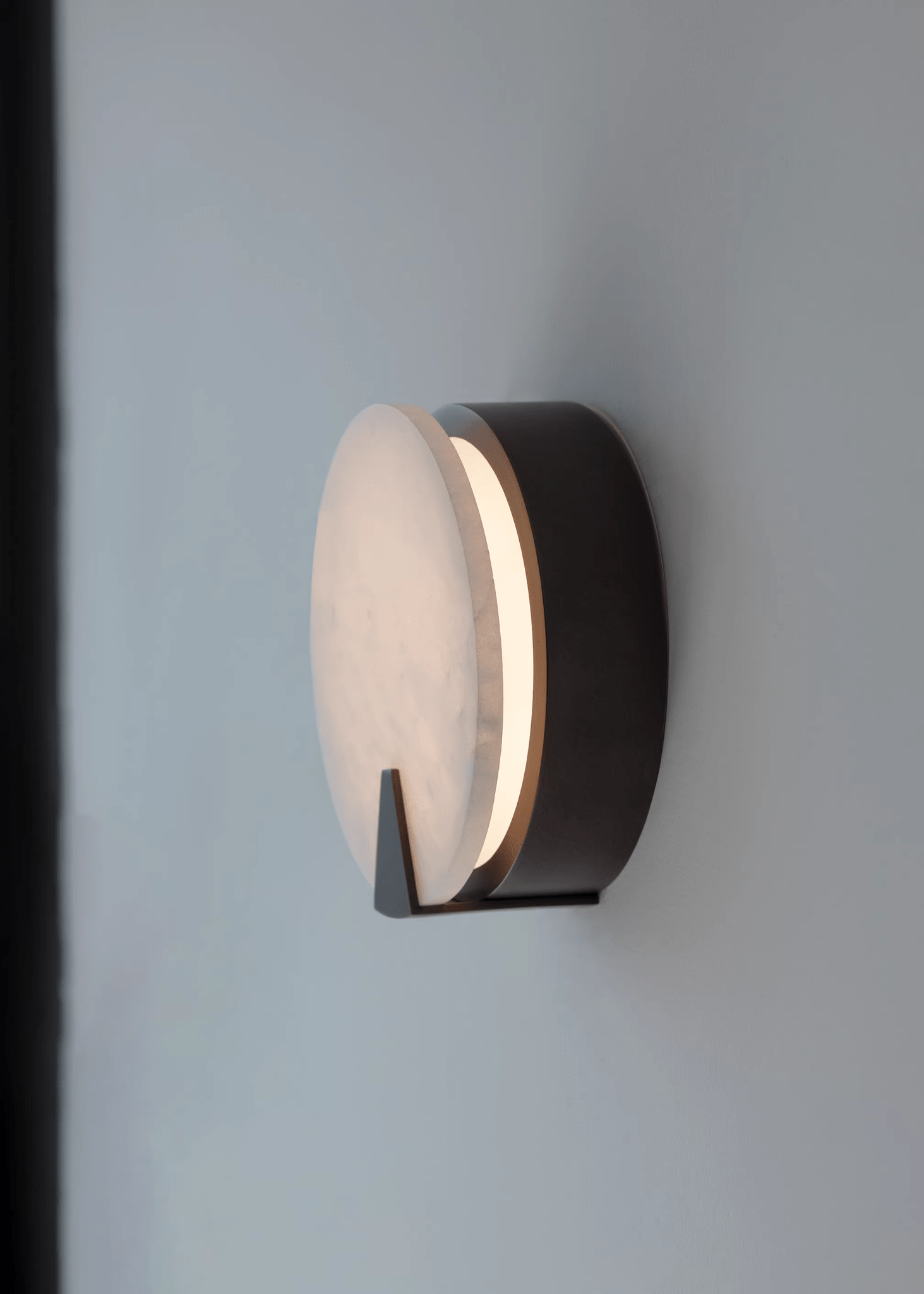 Solaris Halo Alabaster Wall Light