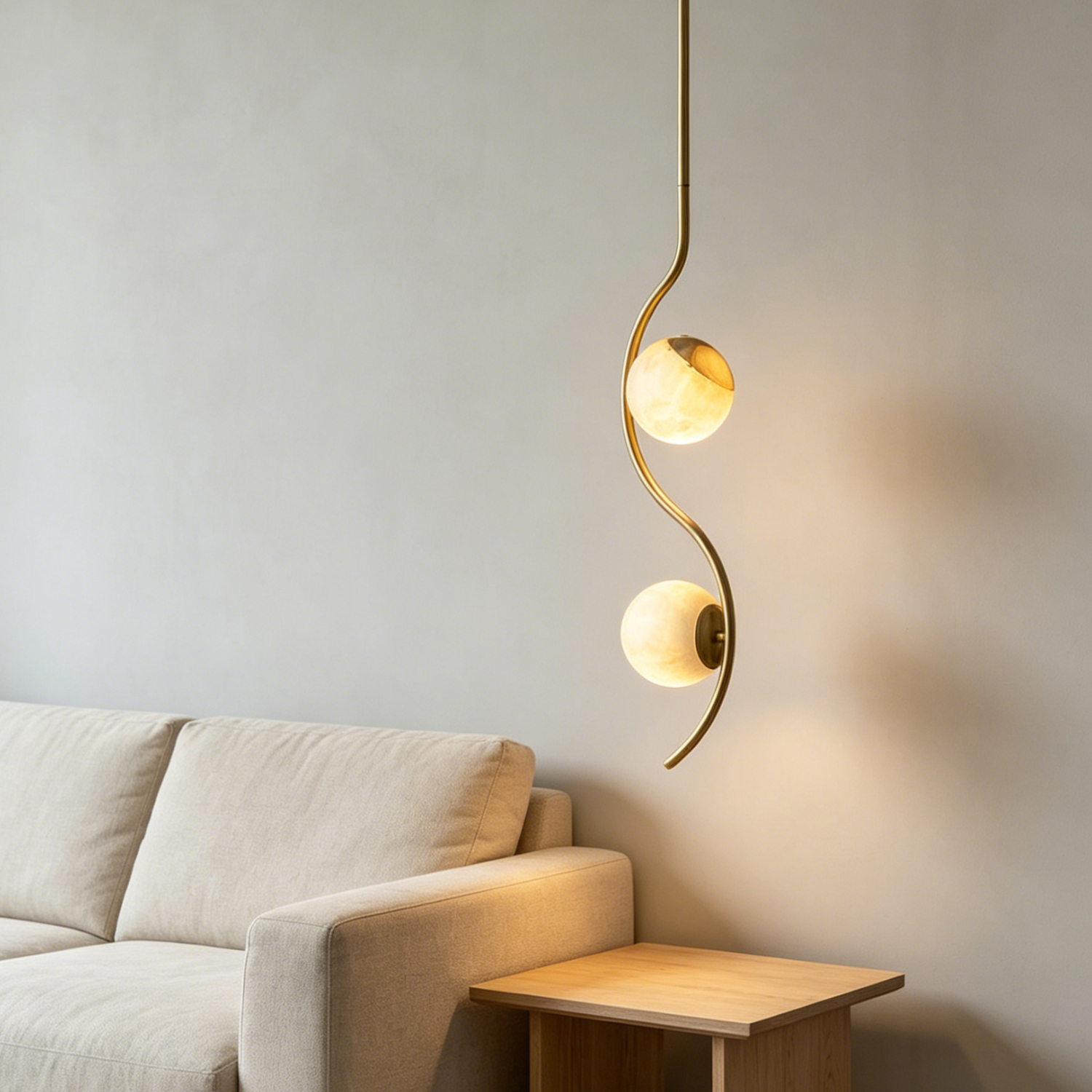 Uva Curved Pendant Lamp