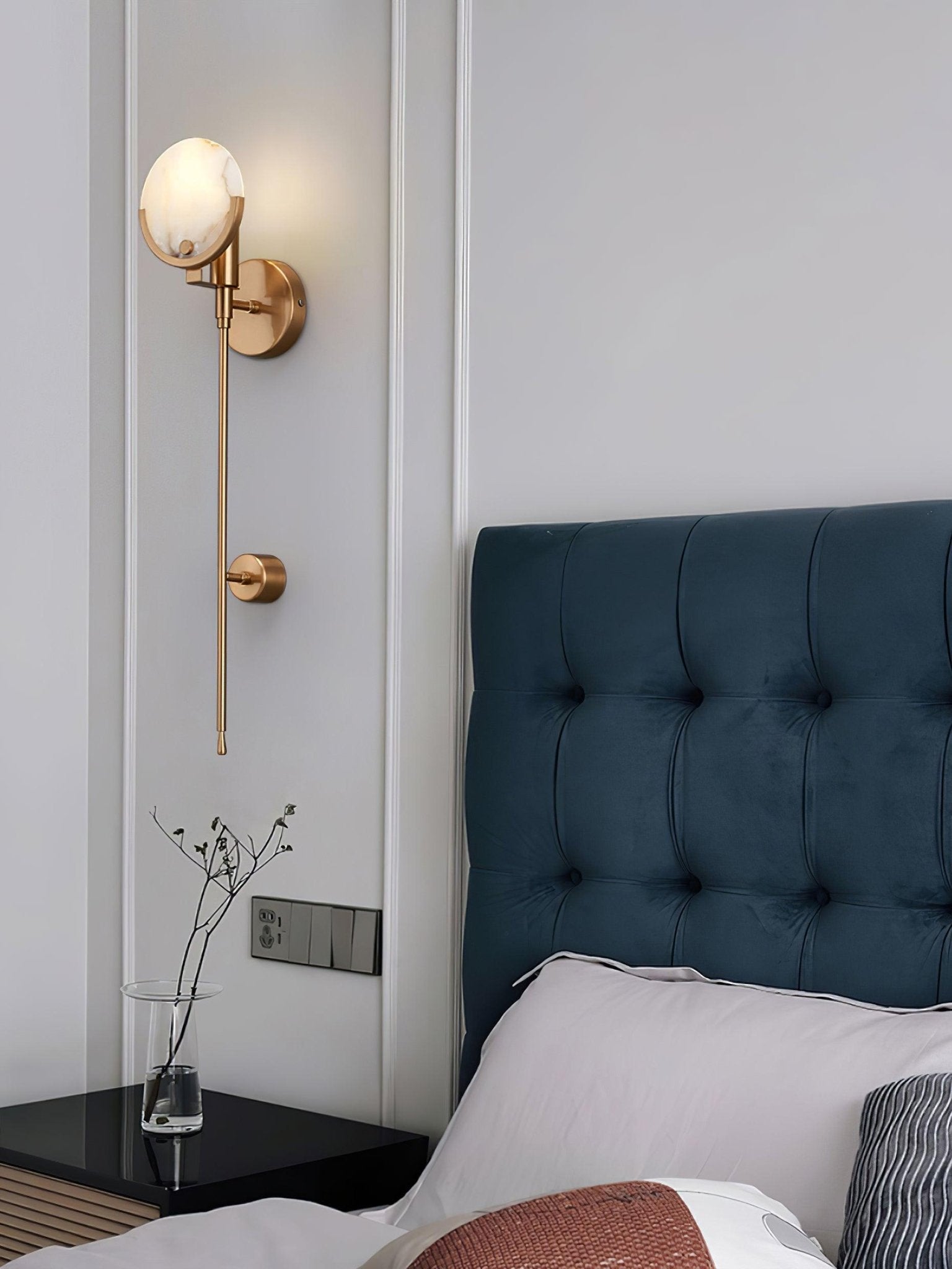 Ava Brass Alabaster Wall Lamp