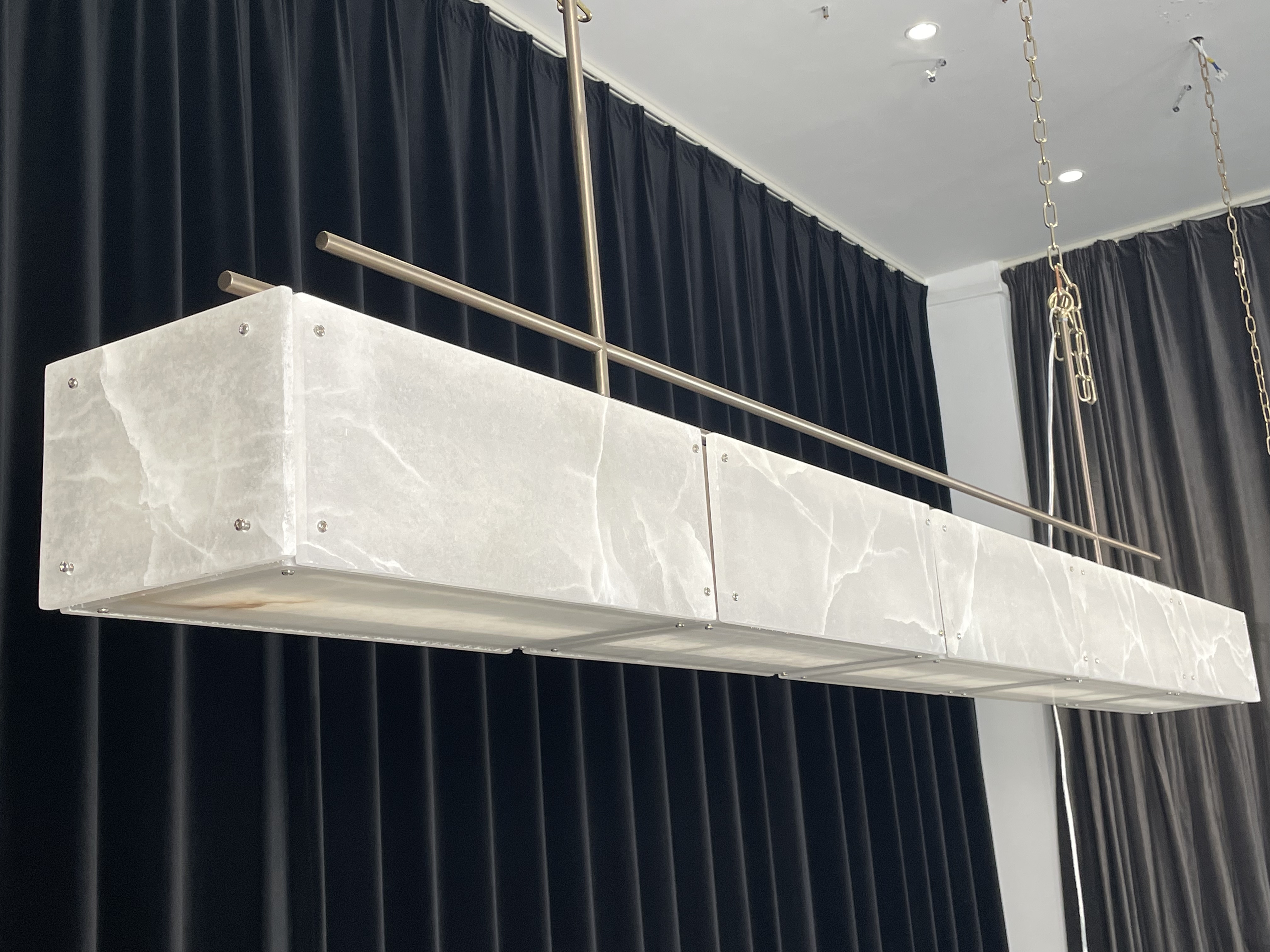 CASA Lighting Linear Alabaster & Brass Modular Chandelier