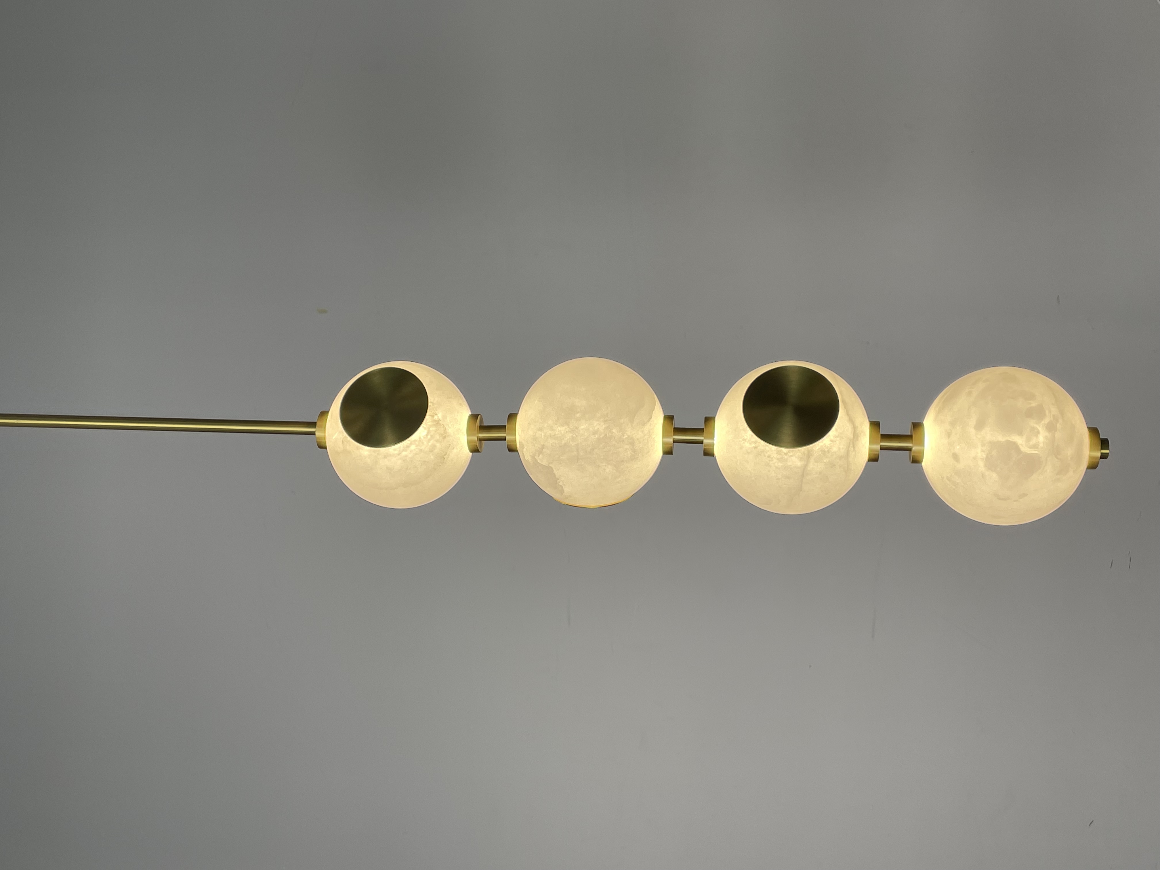 CASA Lighting Alabaster & Gold Cluster Wall Sconce