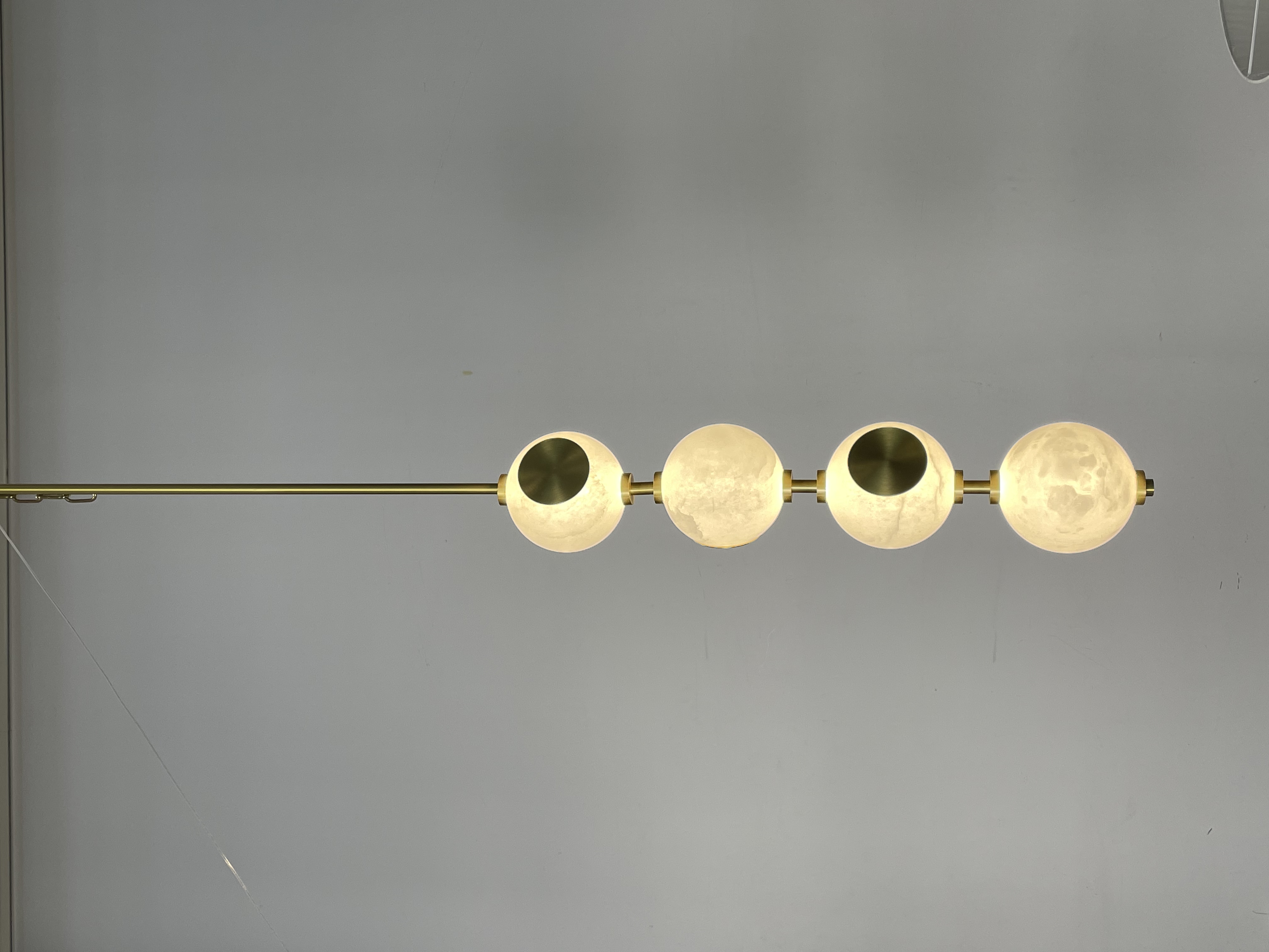 CASA Lighting Alabaster & Gold Cluster Wall Sconce