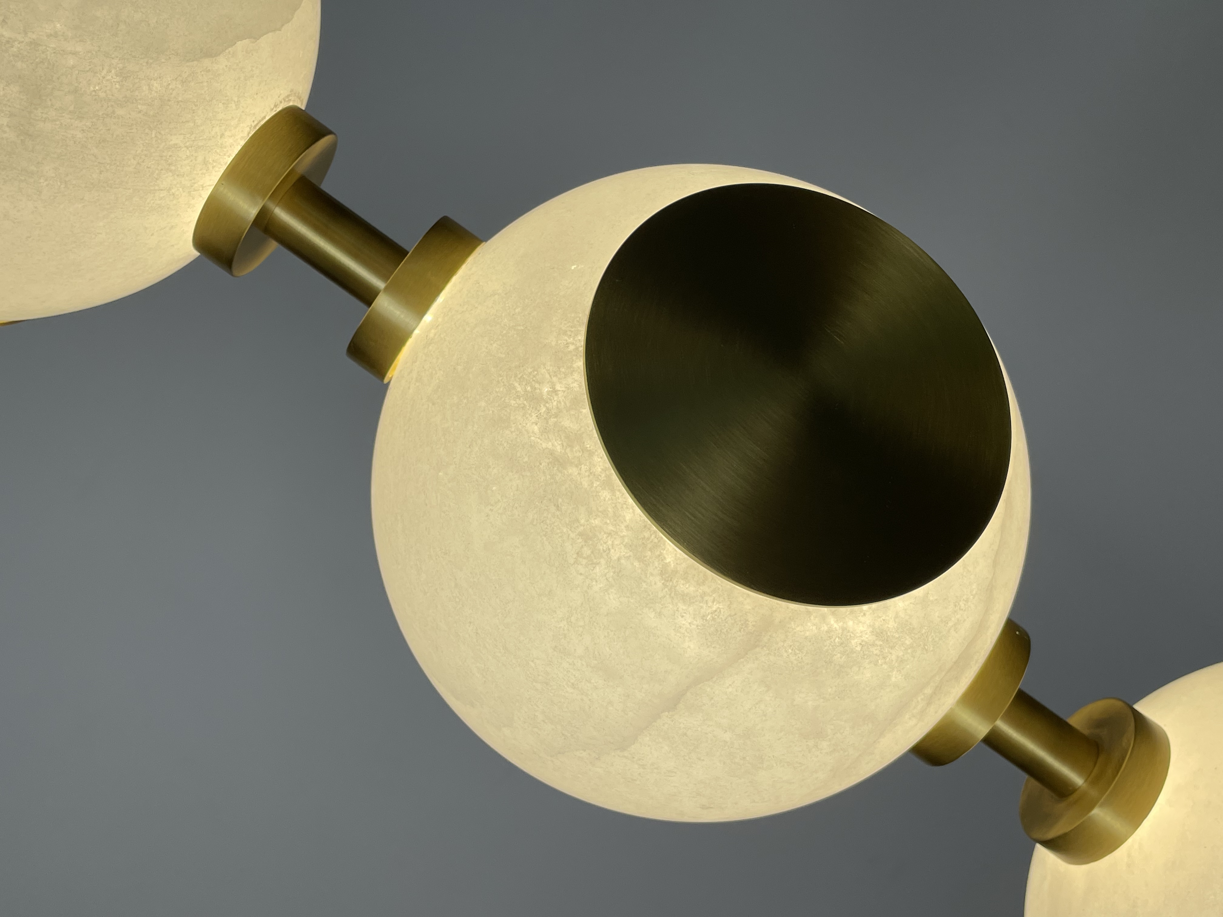 CASA Lighting Alabaster & Gold Cluster Wall Sconce
