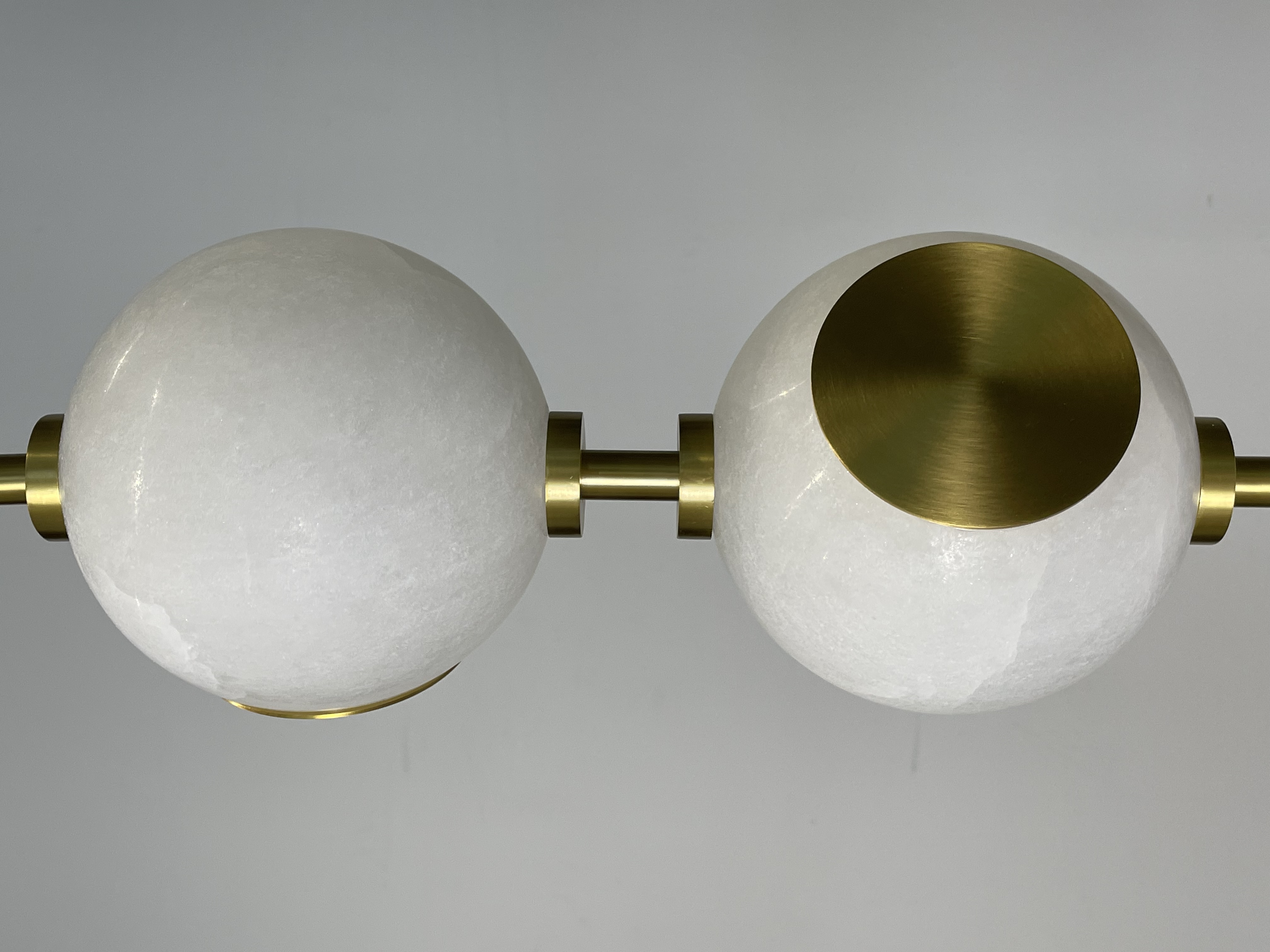 CASA Lighting Alabaster & Gold Cluster Wall Sconce