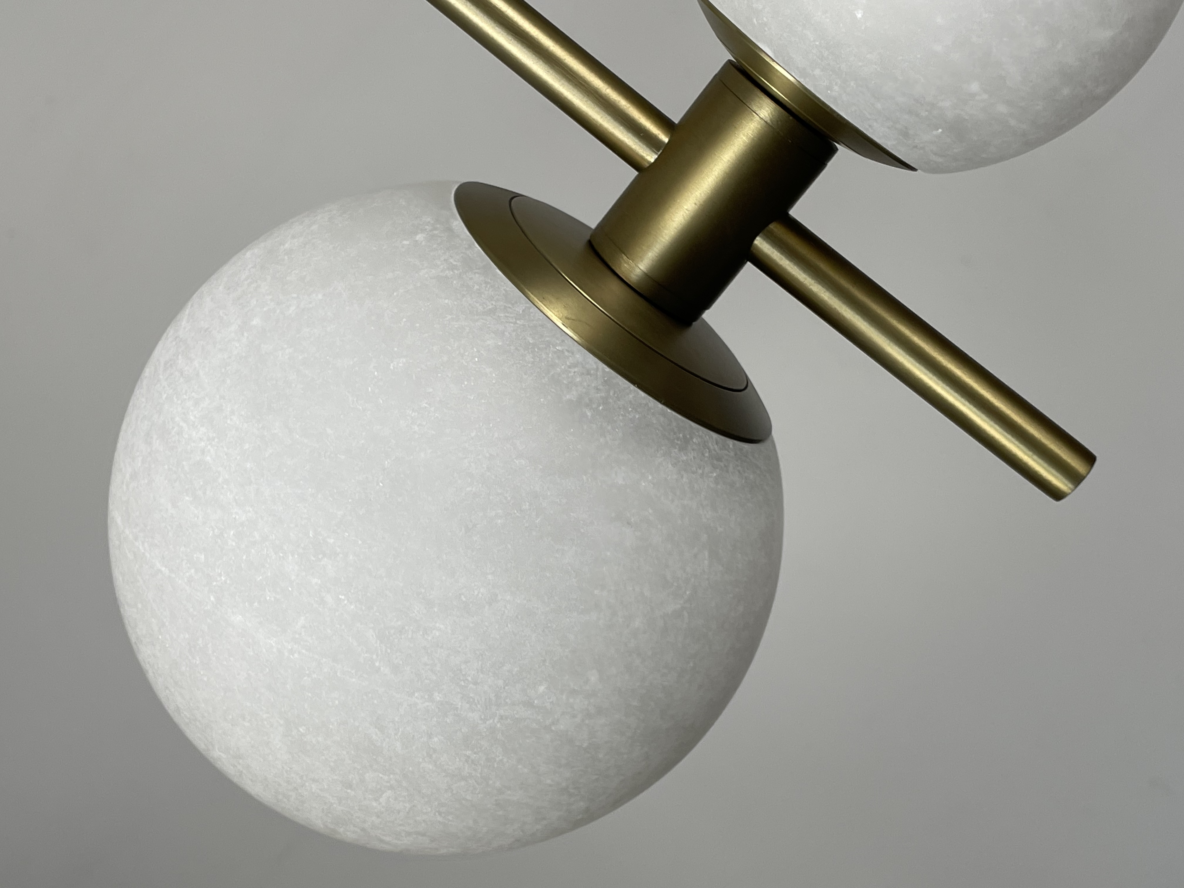 CASA Lighting Vertical Alabaster & Brass Sphere Pendant Light