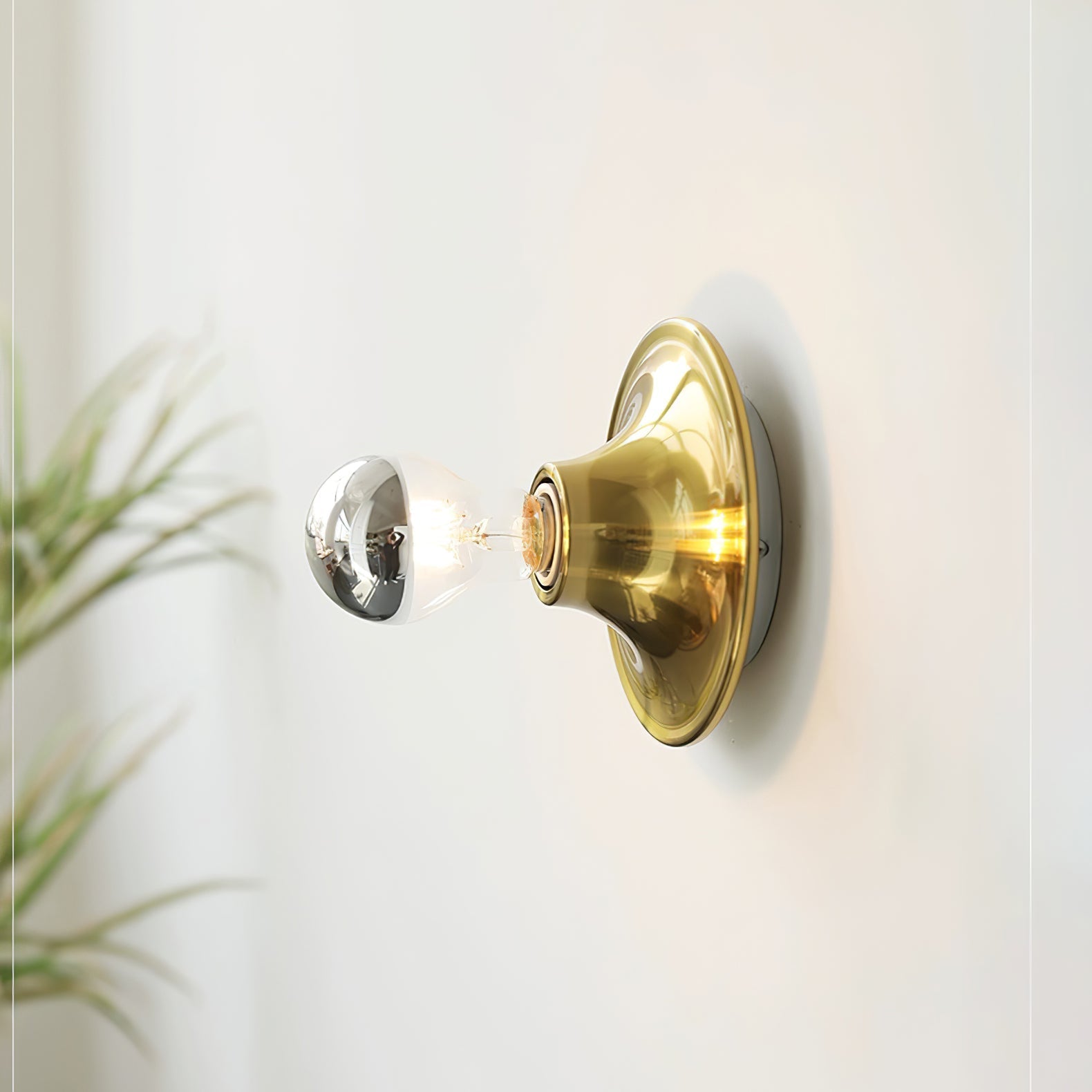 Eclipta Wall Sconce