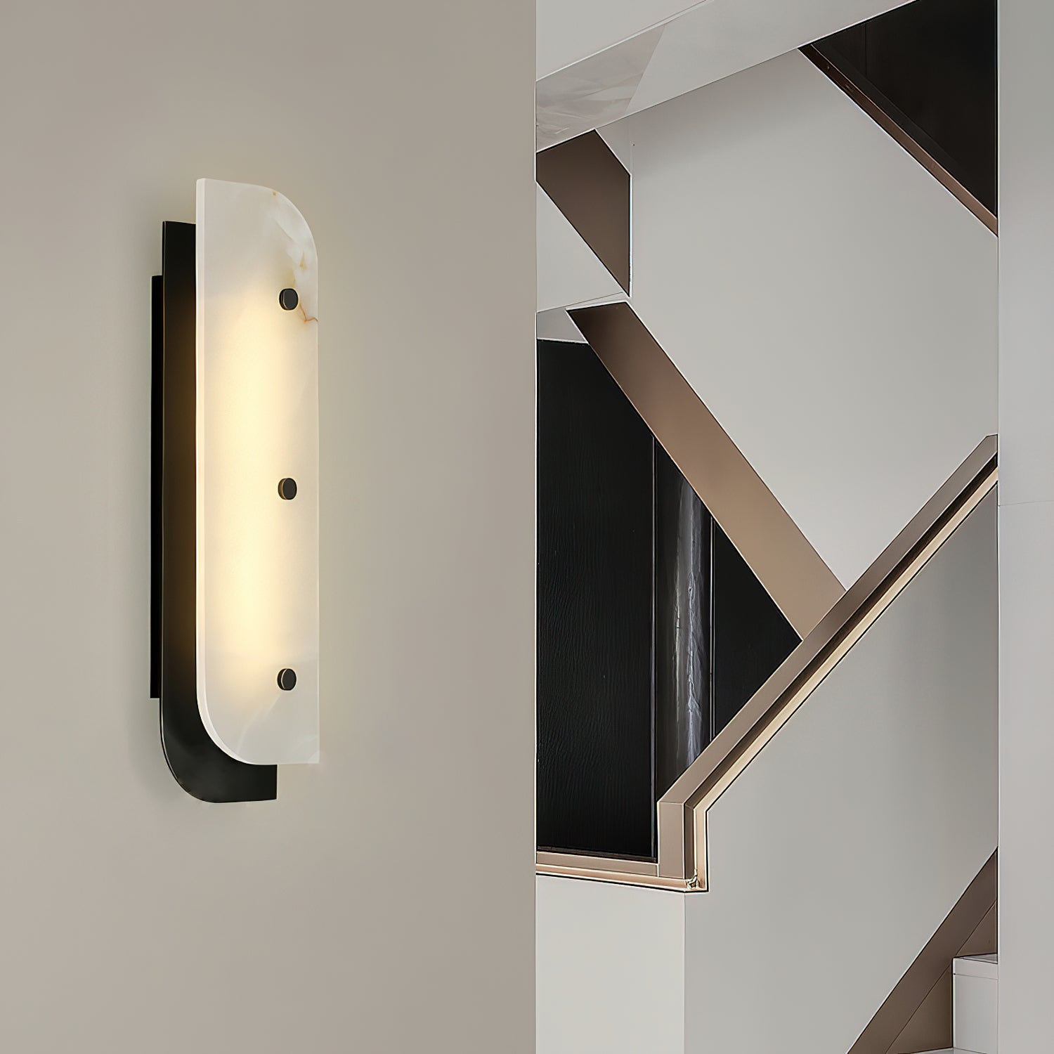 Elaris Alabaster Wall Lamp