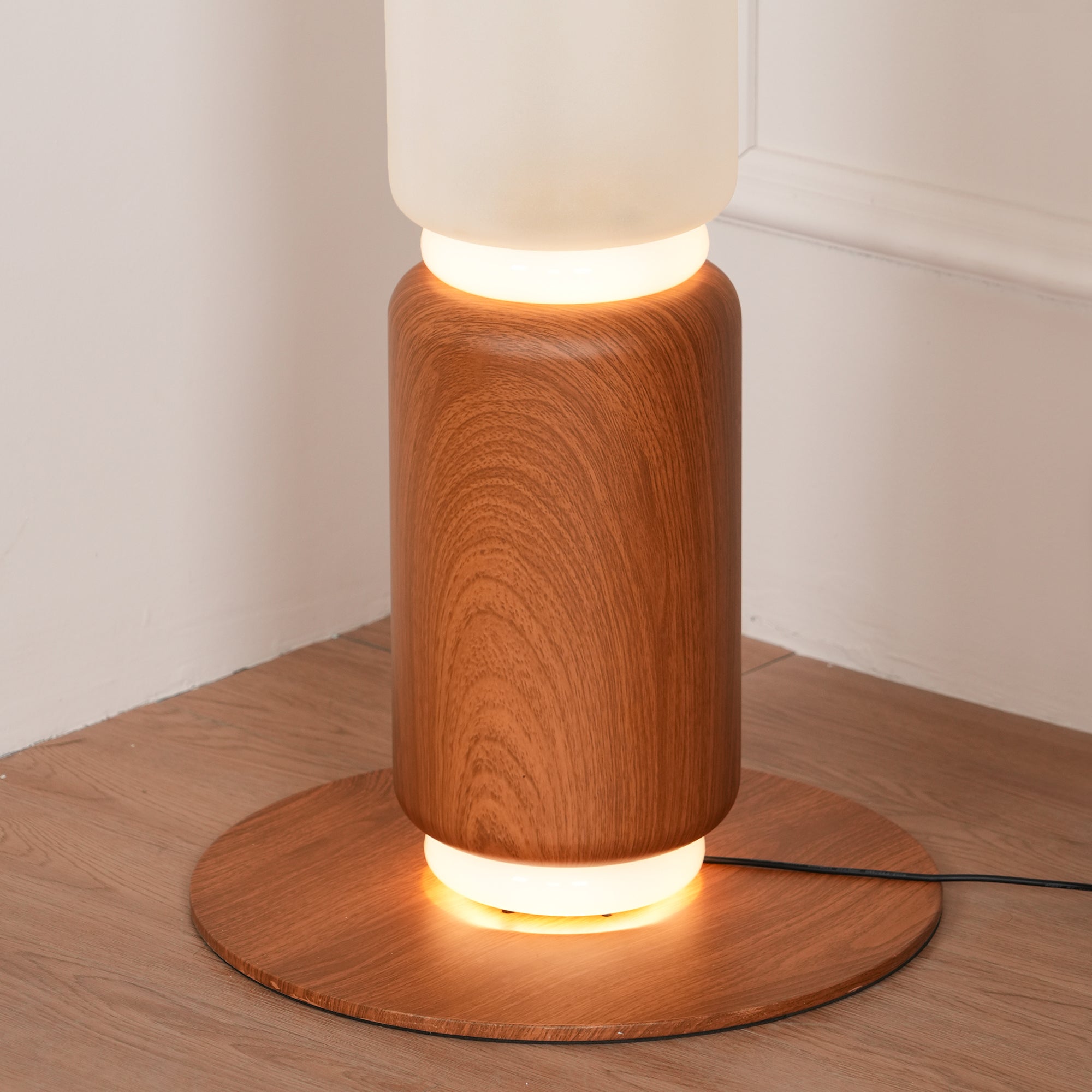 Ficupala Floor Lamp