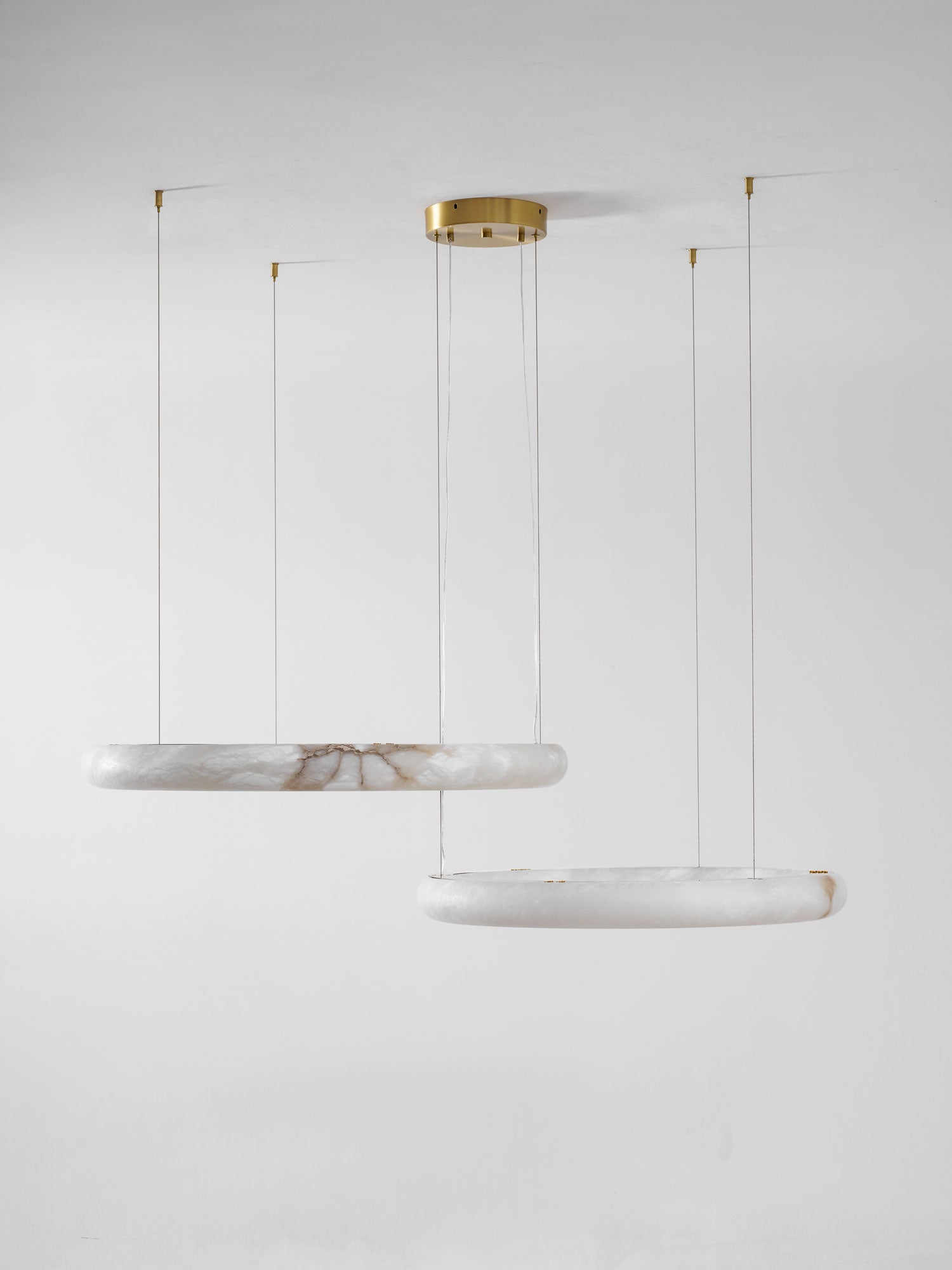 Halo di Pietra Alabaster Chandelier