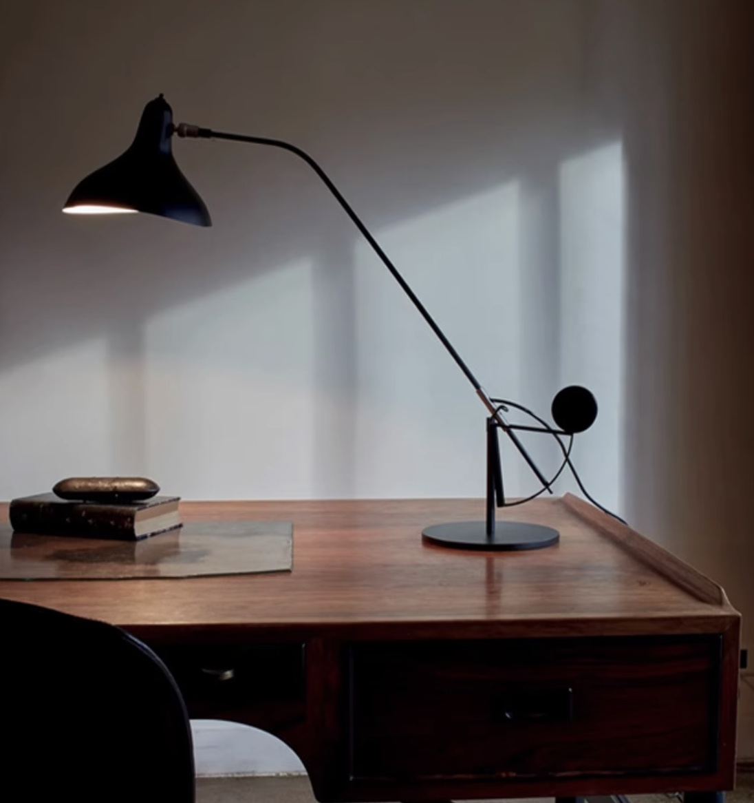 Casailighting “Counterpoise Arm” Black Brass Task Lamp