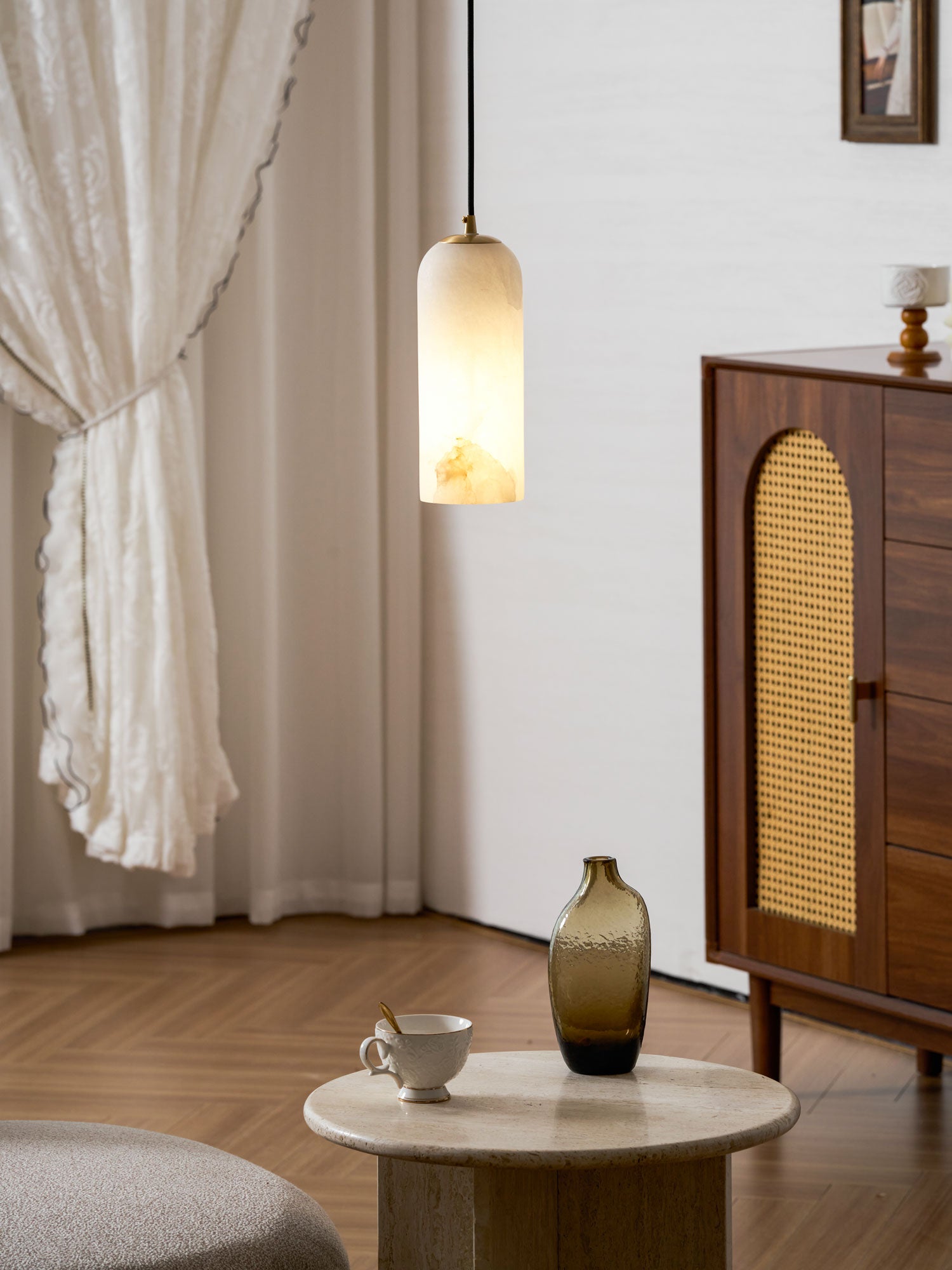 Monty  Alabaster Pendant Lamp