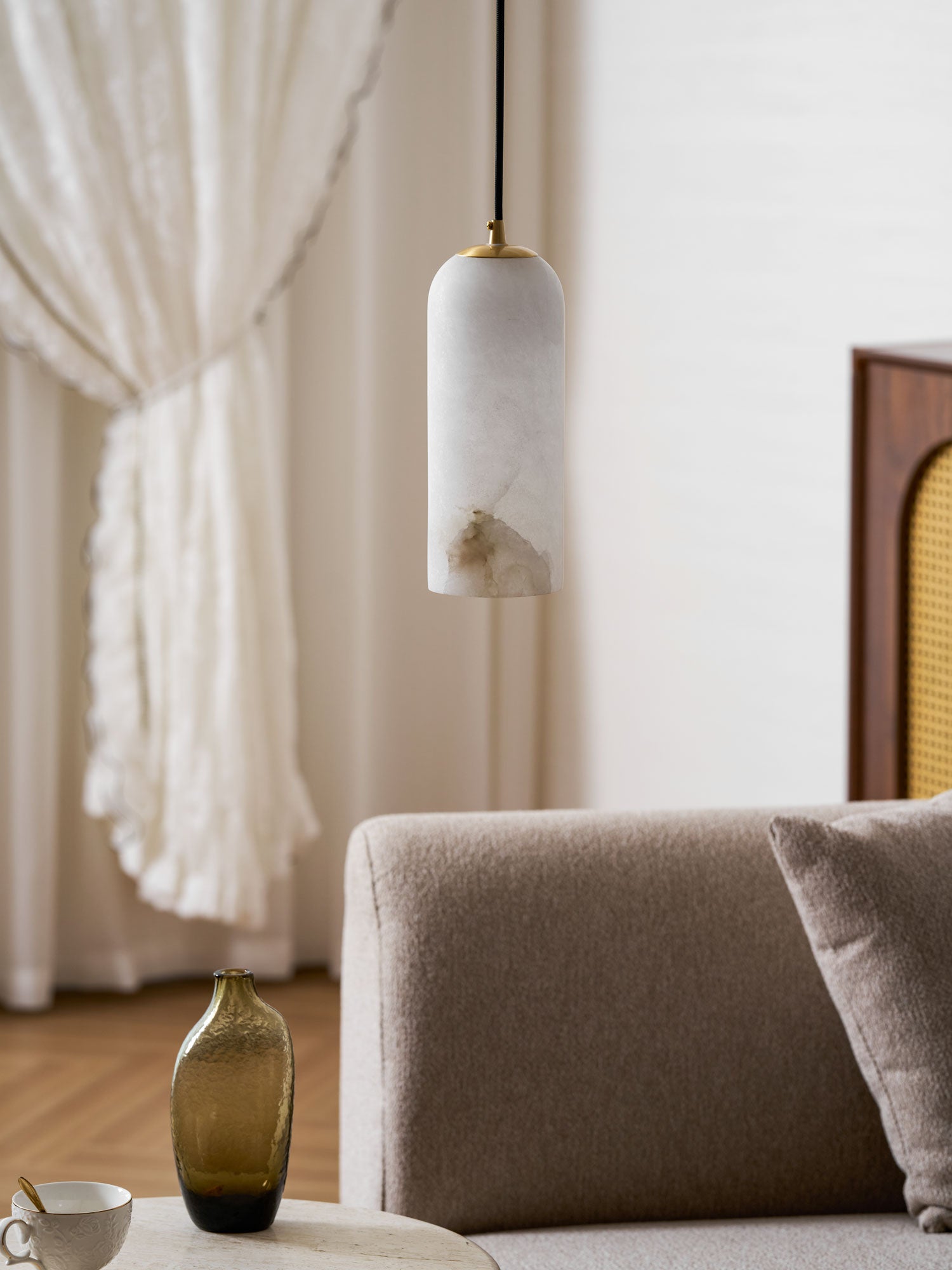 Monty  Alabaster Pendant Lamp