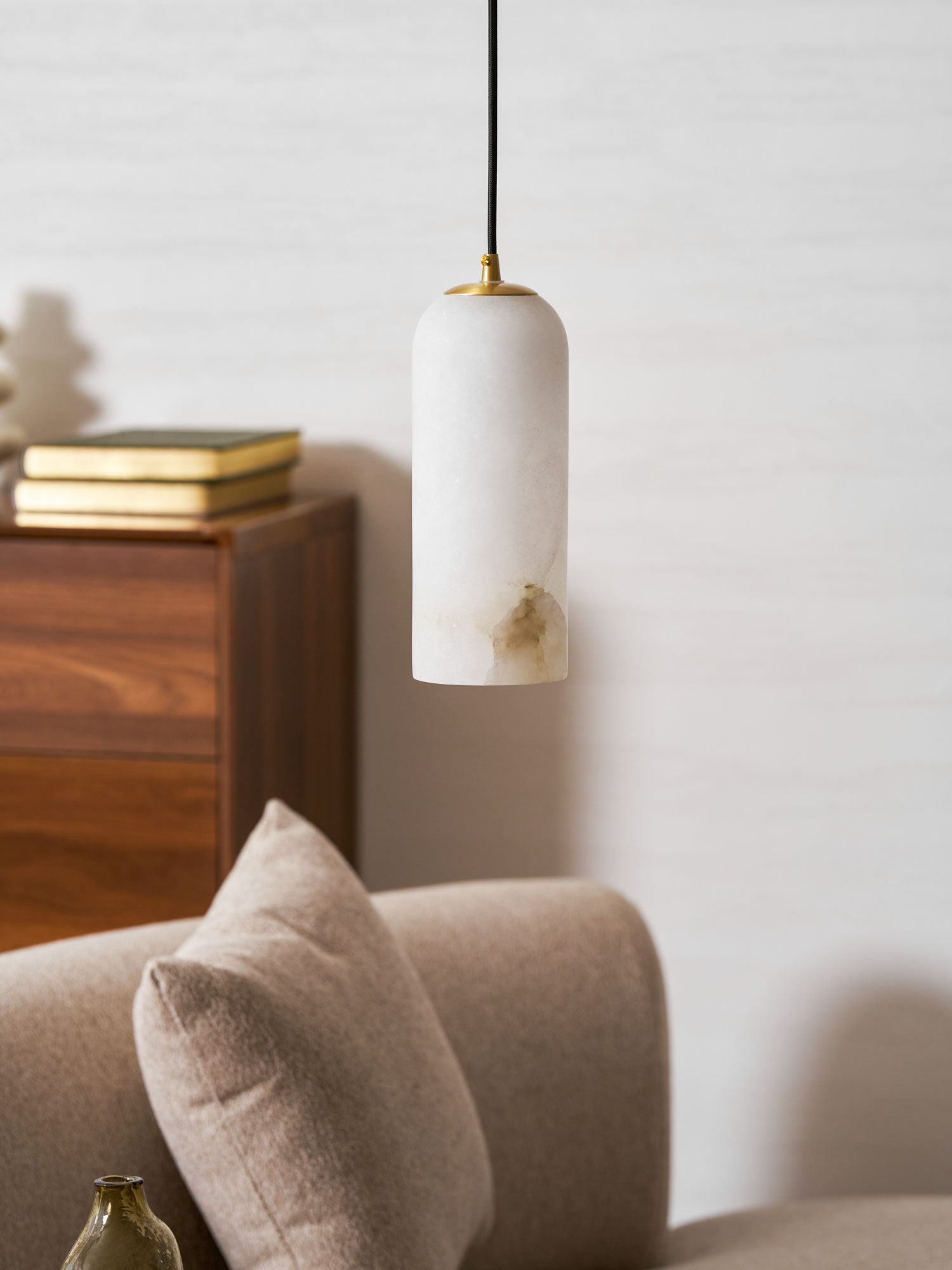 Monty  Alabaster Pendant Lamp