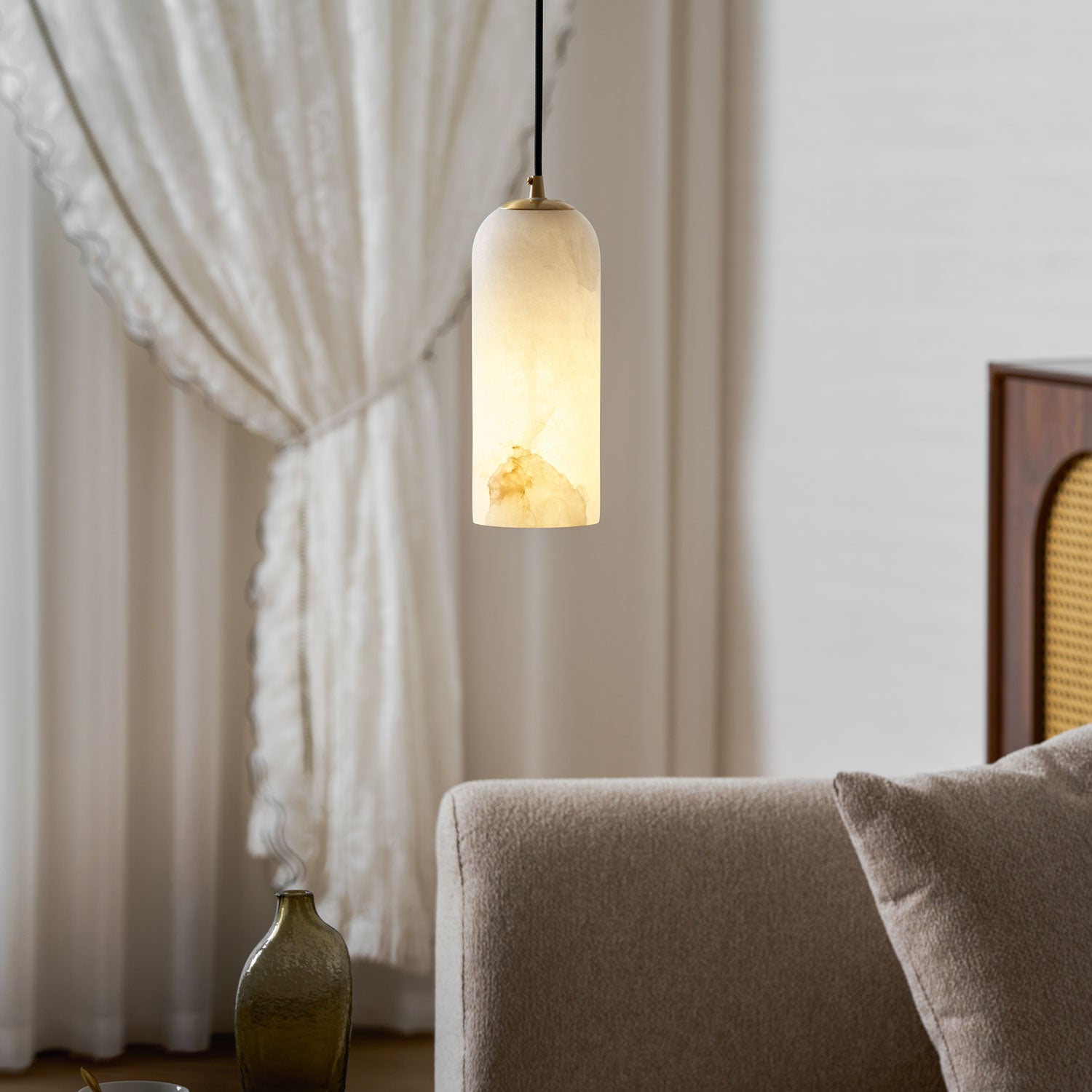 Monty  Alabaster Pendant Lamp
