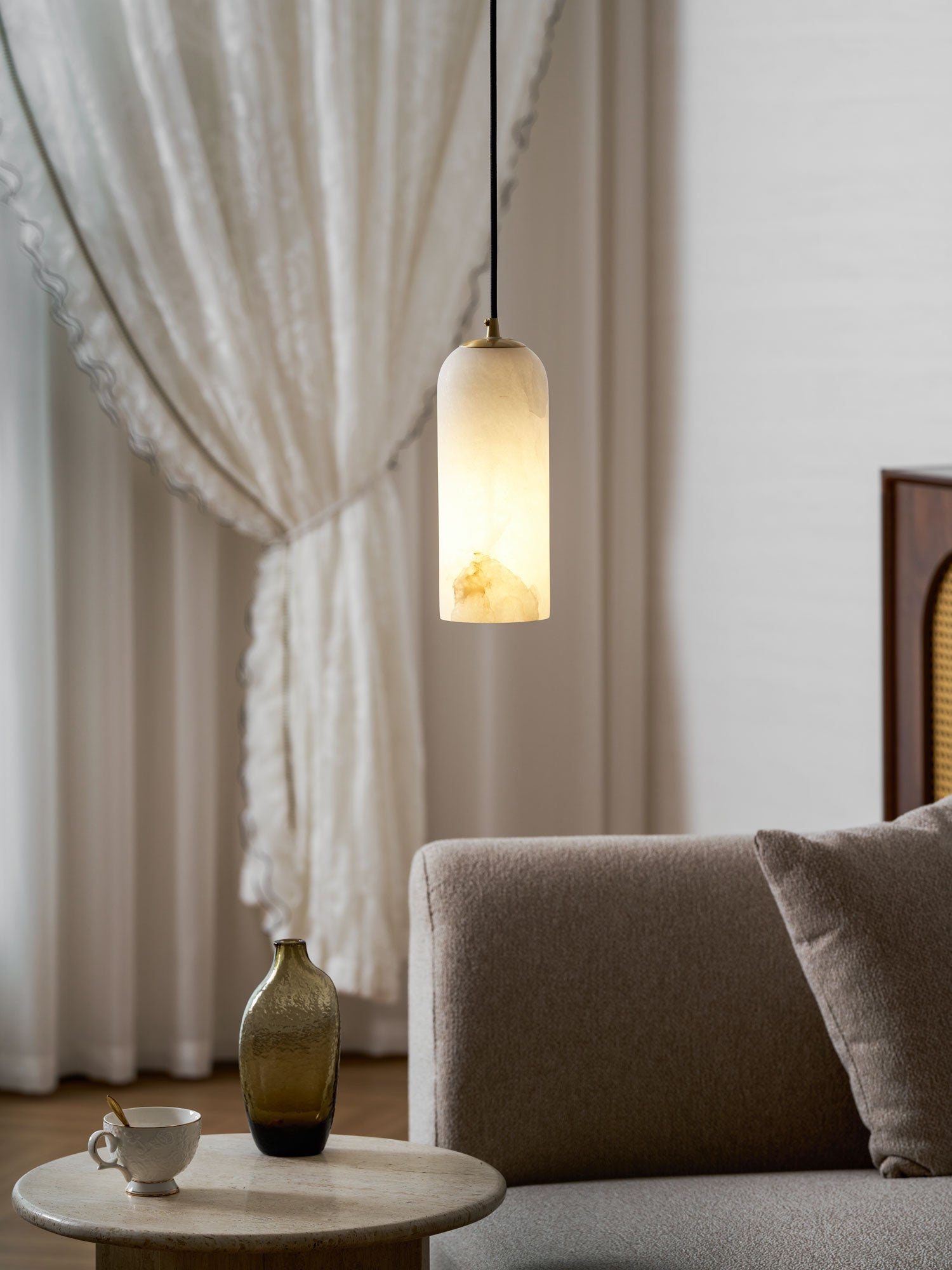 Monty  Alabaster Pendant Lamp