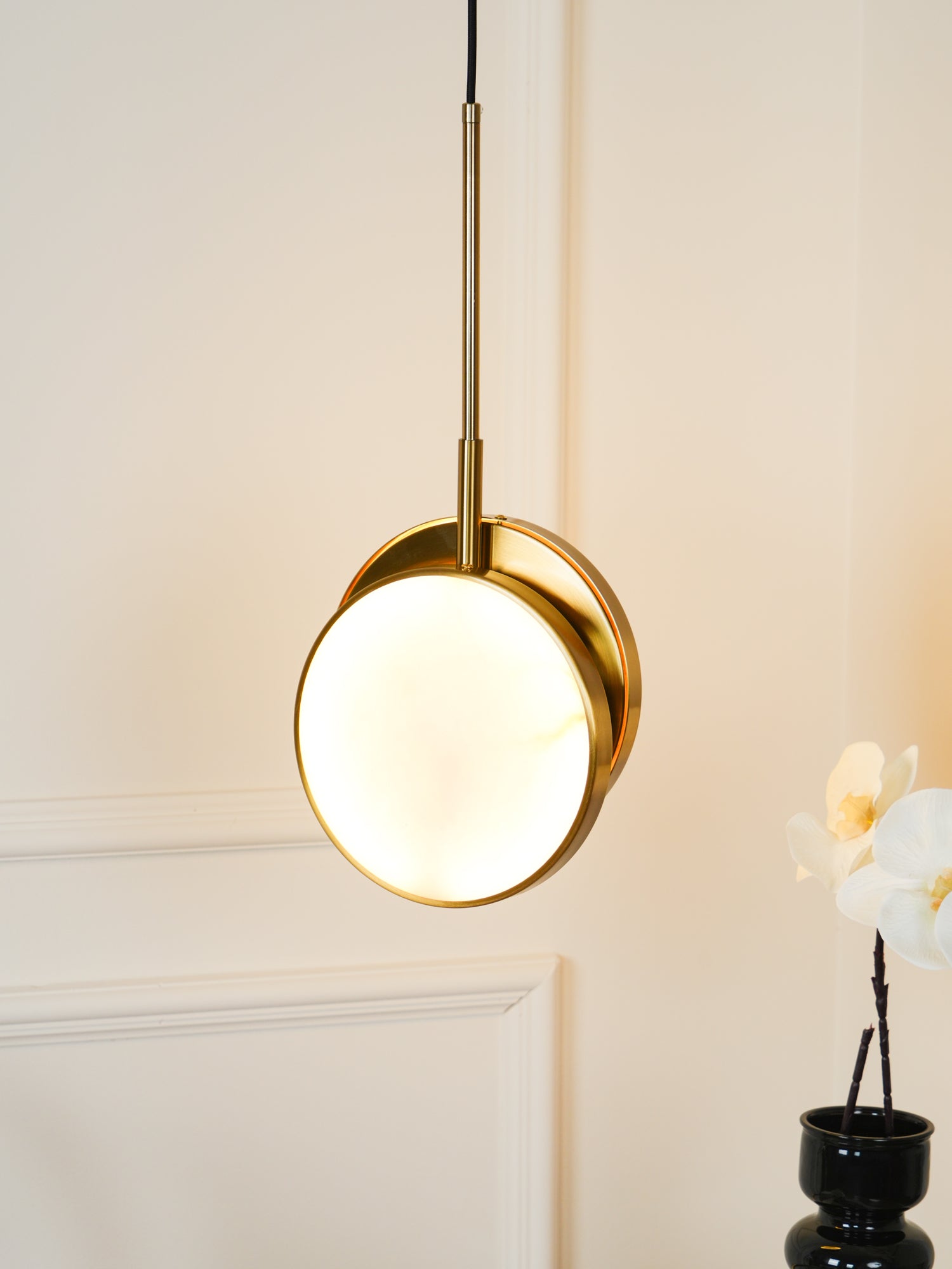 Moonshade Alabaster Pendant Light