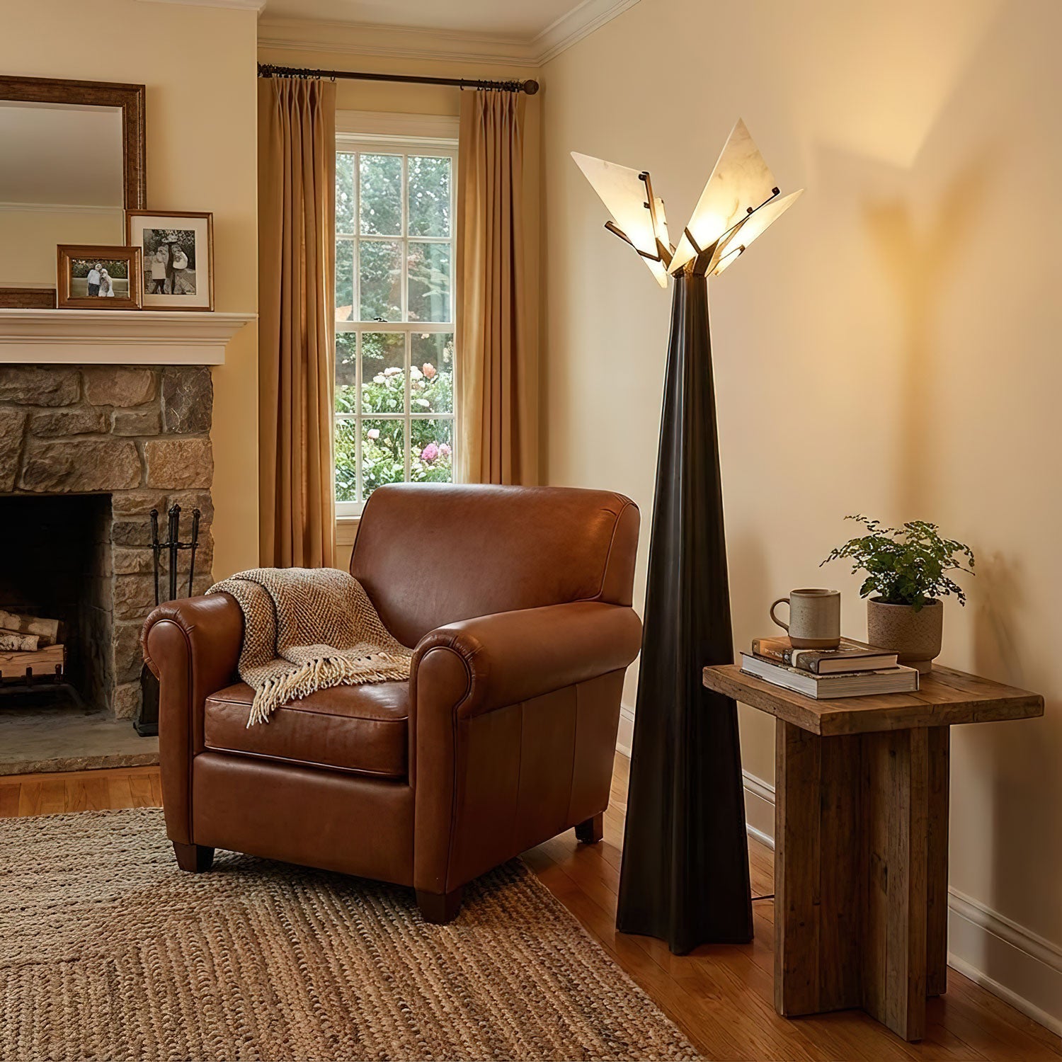 Religieuse Alabaster Floor Lamp