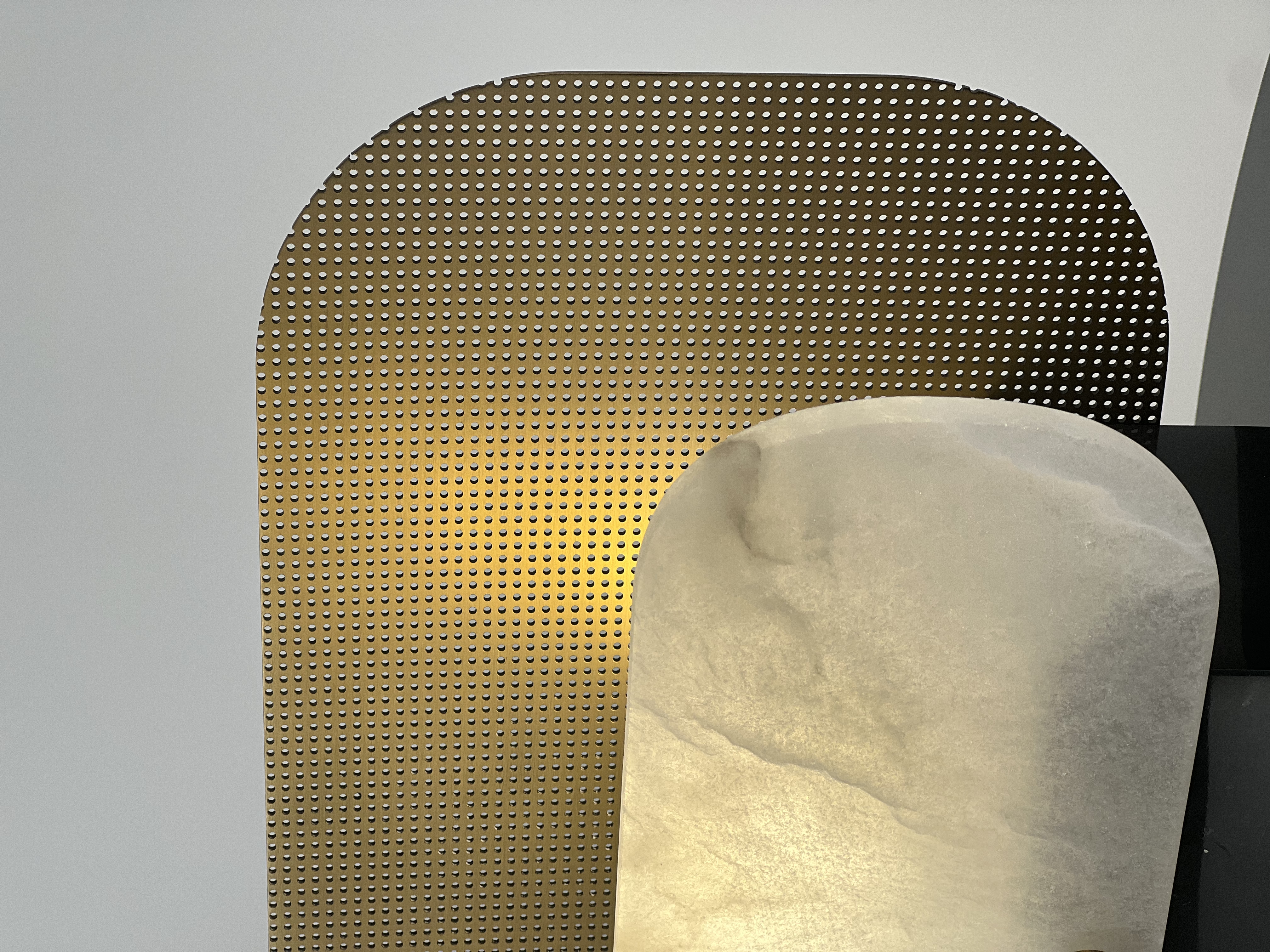 CASA Lighting Altai Alabaster Table Lamp | Black & Brass Organic Statement