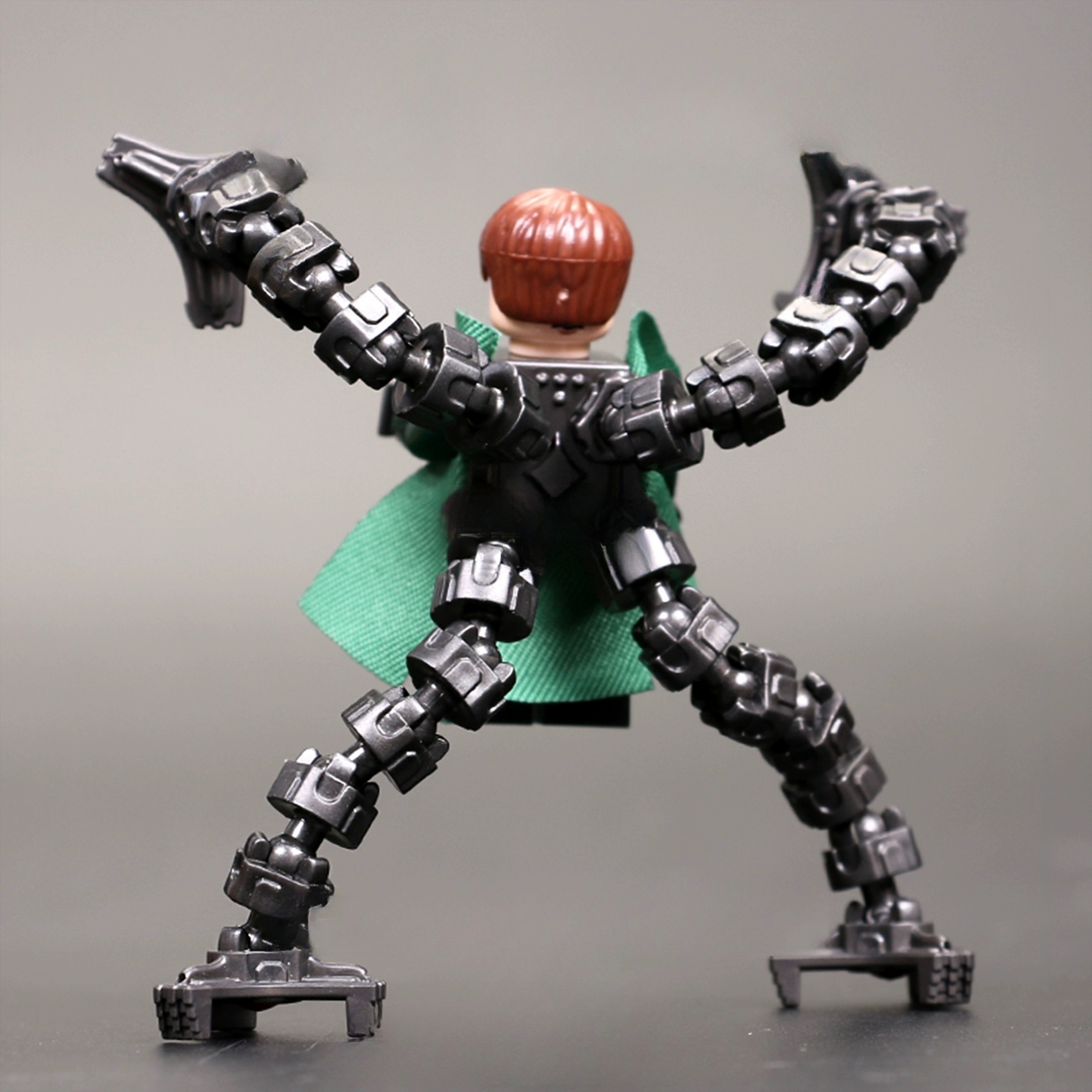 Four-Arm Mech Tentacle Scientist Mass Production Version