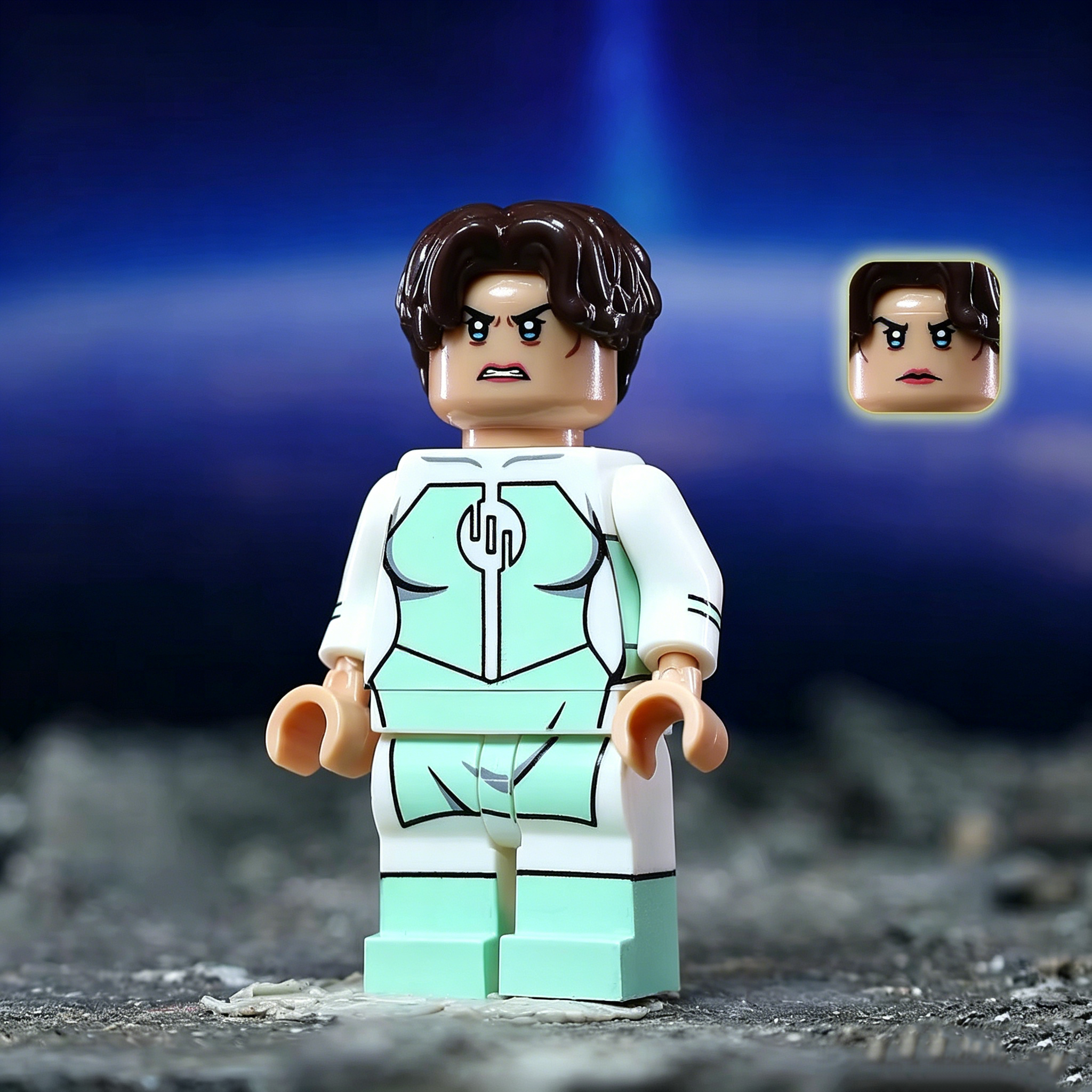 Alien Hybrid Young Hero Minifigure Mass Production Version