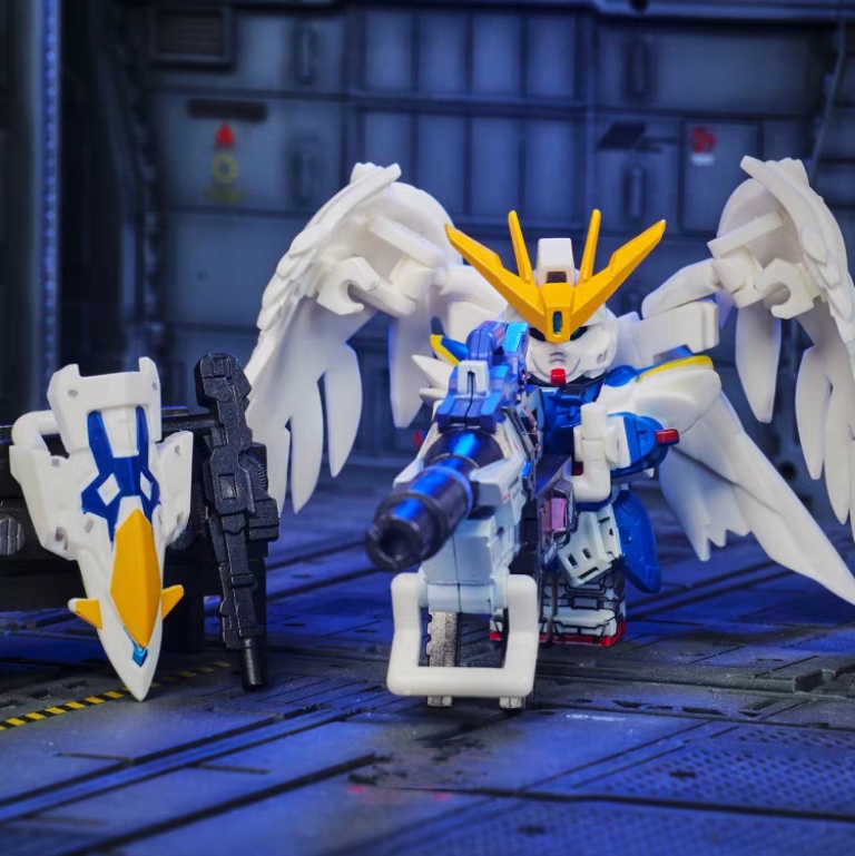 Winged Cosmic Battle Mecha Minifigure