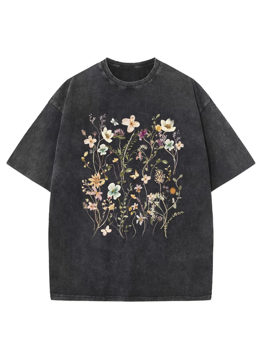 Plus Size Boho Wildflowers Cottagecore Washed T-Shirt