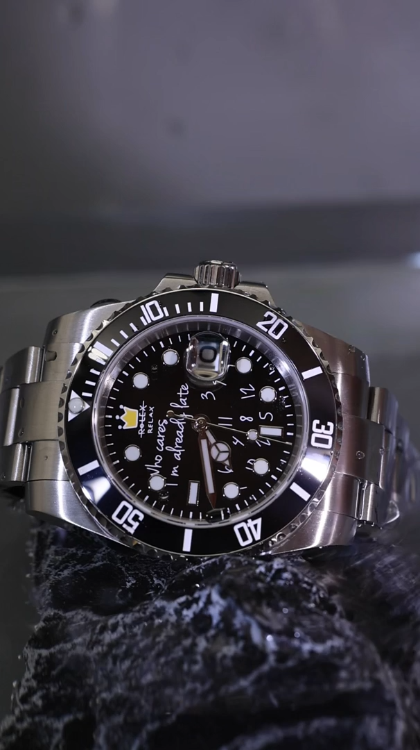 RELOJ HYDROCORE CLASSIC  Automático, Medianoche relajada
