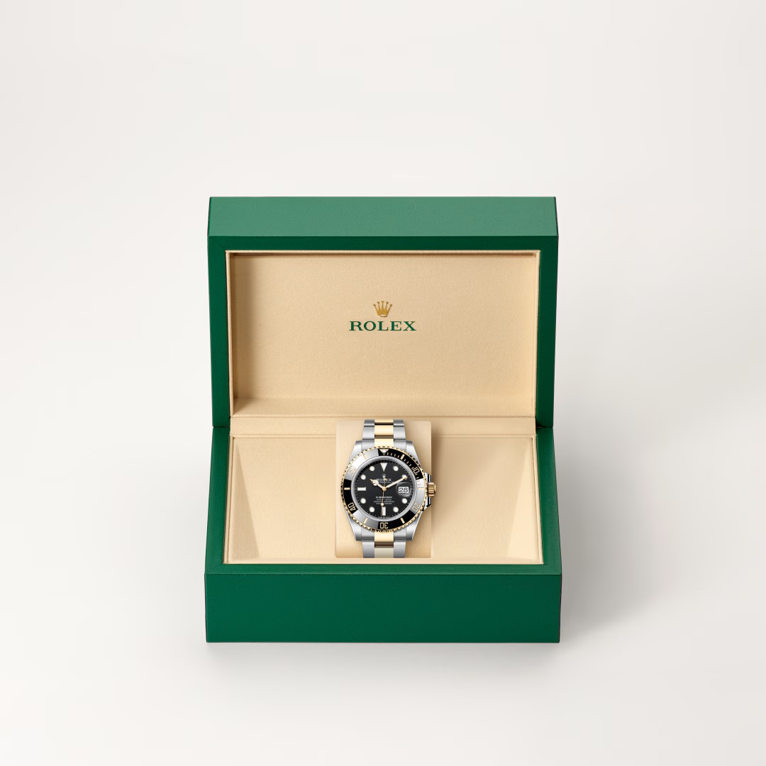 Rolex Submariner Date Oyster, 41 mm, ocel Oyster a žluté zlato