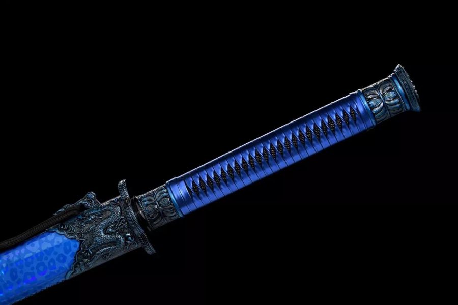 Ručně vyrobená katana, pravá japonská katana s rytým designem černé čepele