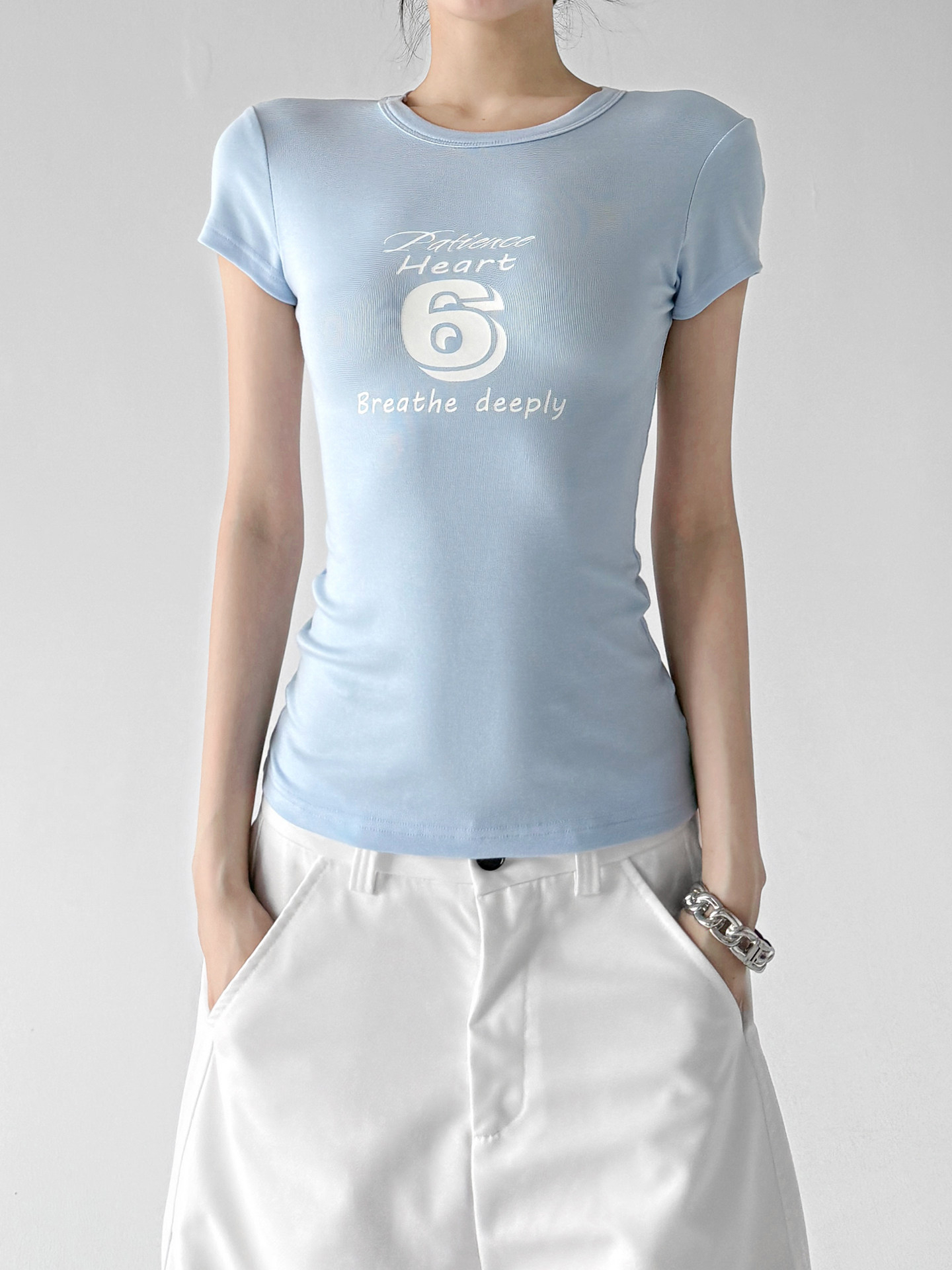Vintage American Blue Graphic Slim Fit Y2K Crop Tee