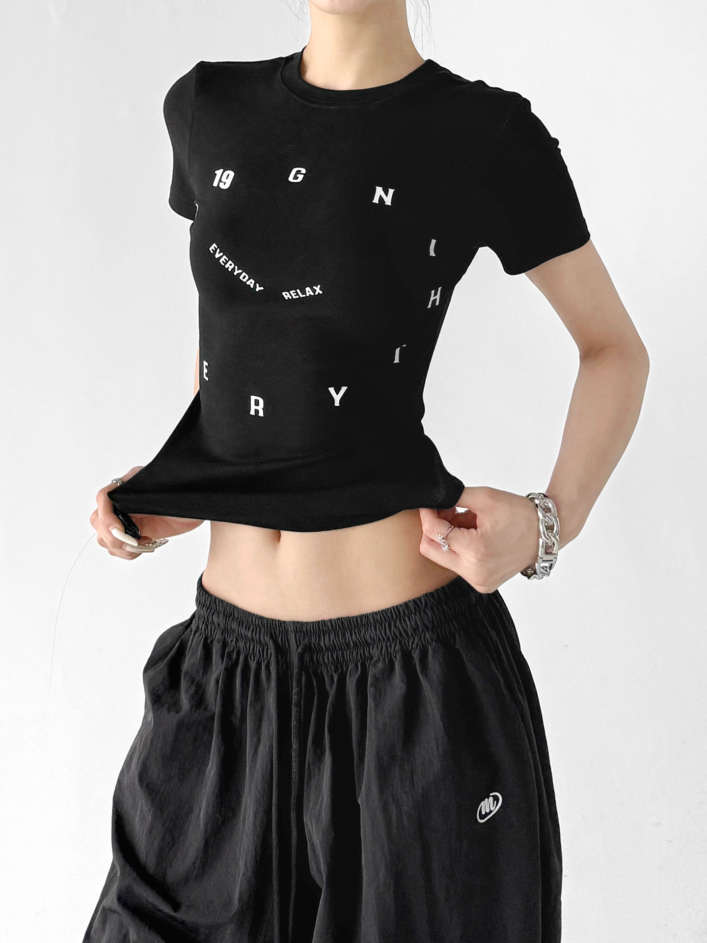 Black Clock Letter Print Slim Fit Casual Short Sleeve Tee