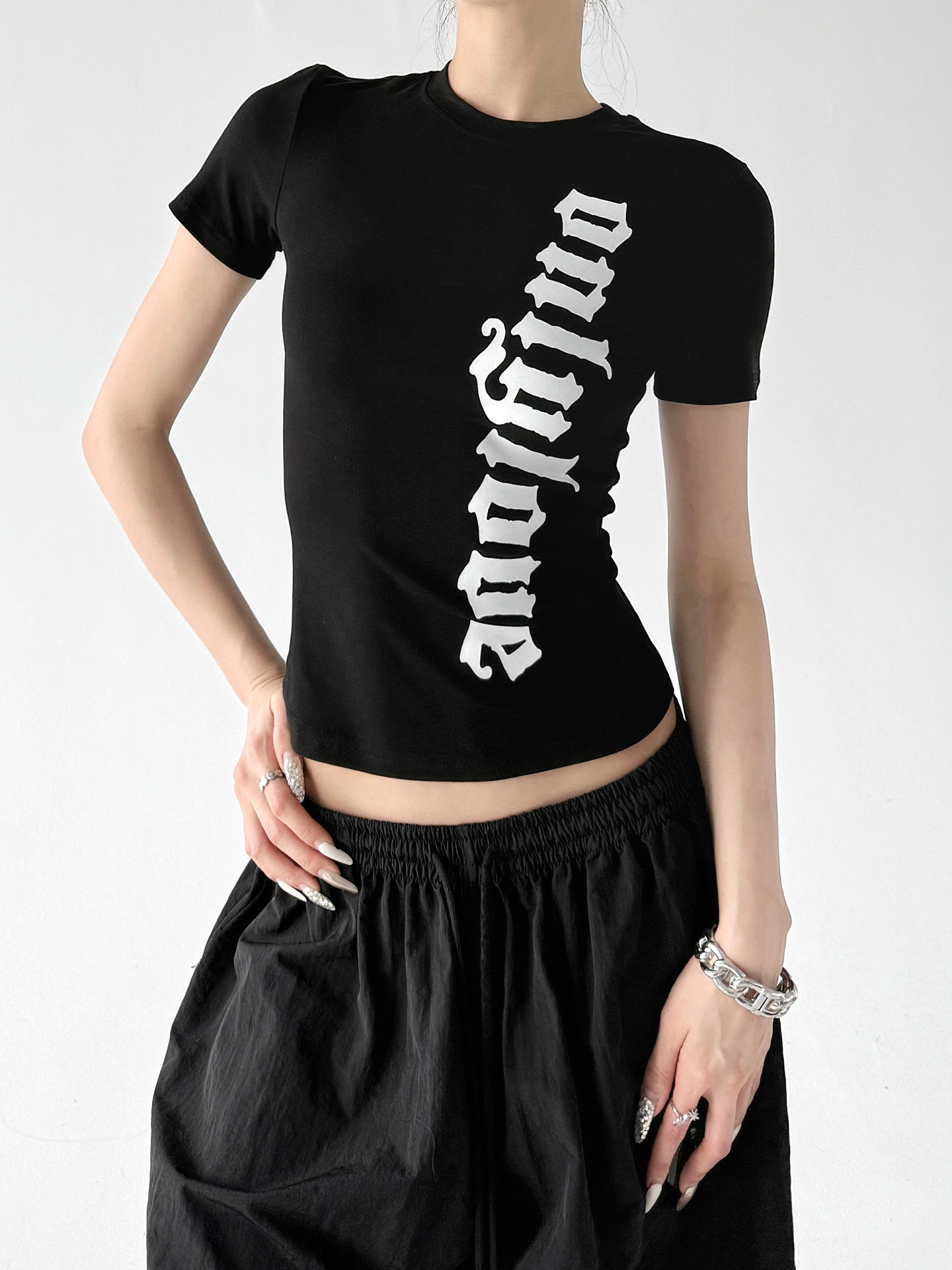 Black Elegant Letter Print Slim Fit Short Sleeve Top
