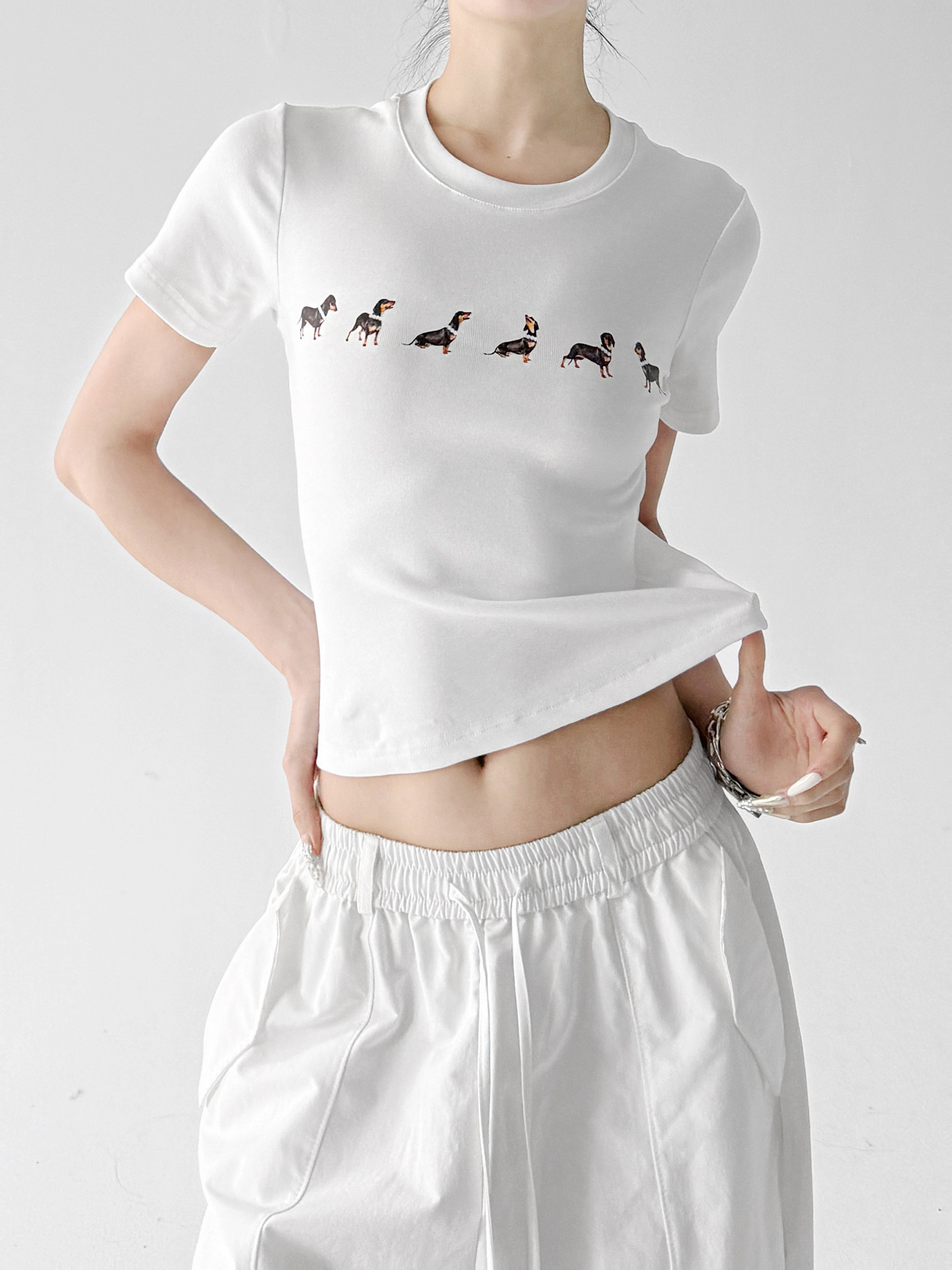 White Breathable Slim Graphic Print Short Sleeve Top
